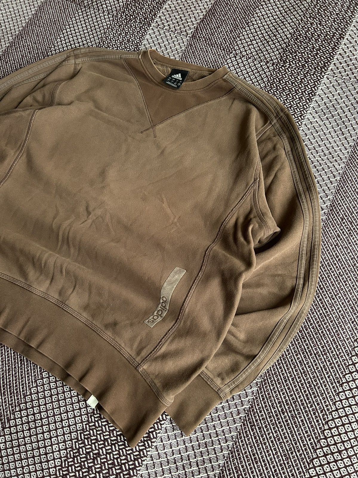 Adidas Vintage Adidas Brown Sweatshirt 00s Baggy Streetwear Style L Size US L / EU 52-54 / 3 - 2 Thumbnail