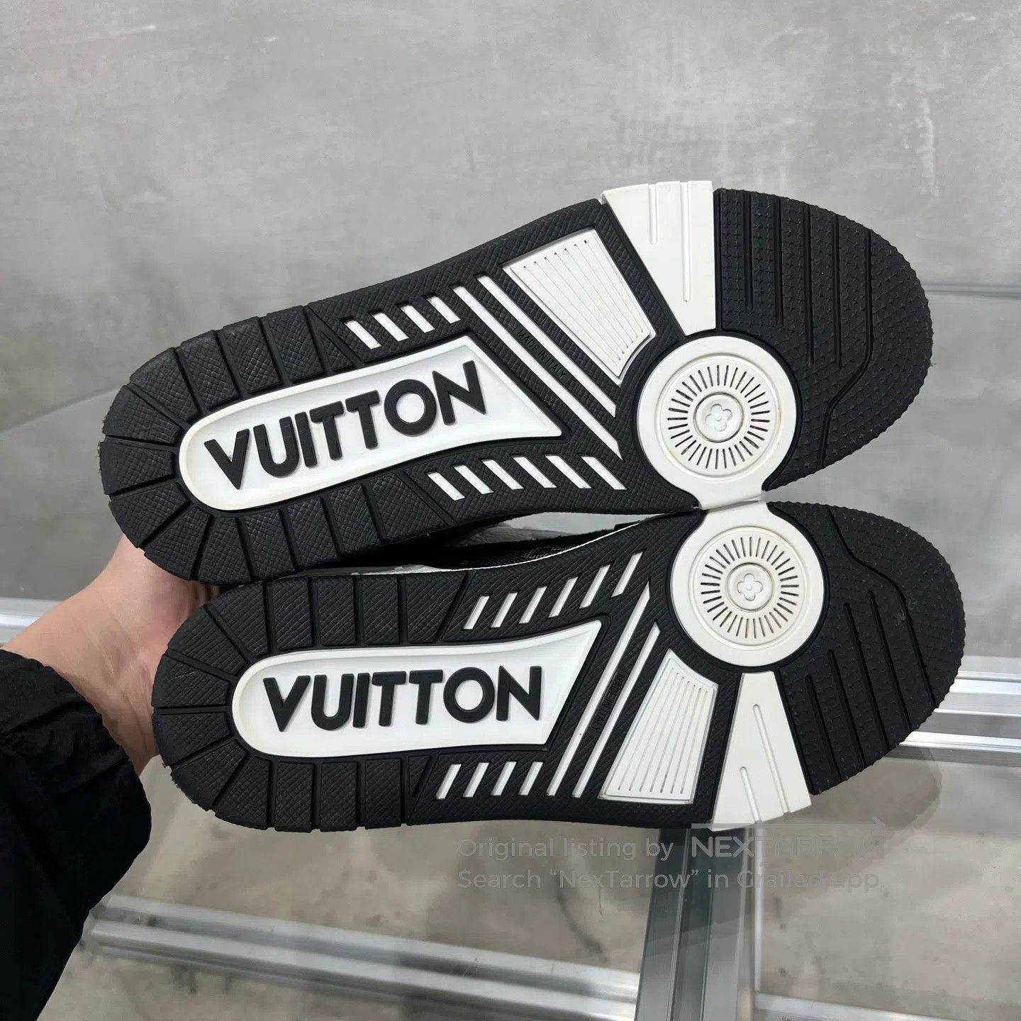 Louis Vuitton Louis Vuitton Trainer Black and White Jeans shoes Size US 7 / IT 37 - 7 Thumbnail