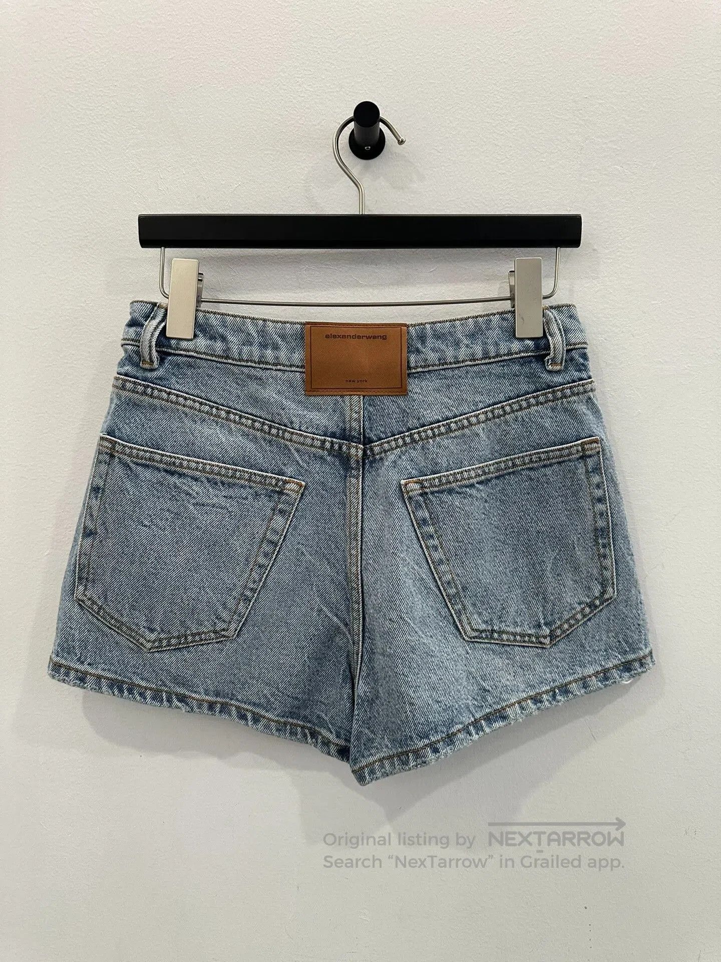 Alexander Wang Alexander Wang Women's Blue Denim Shorts 26. Size 26" / US 2 / IT 38 - 1 Thumbnail