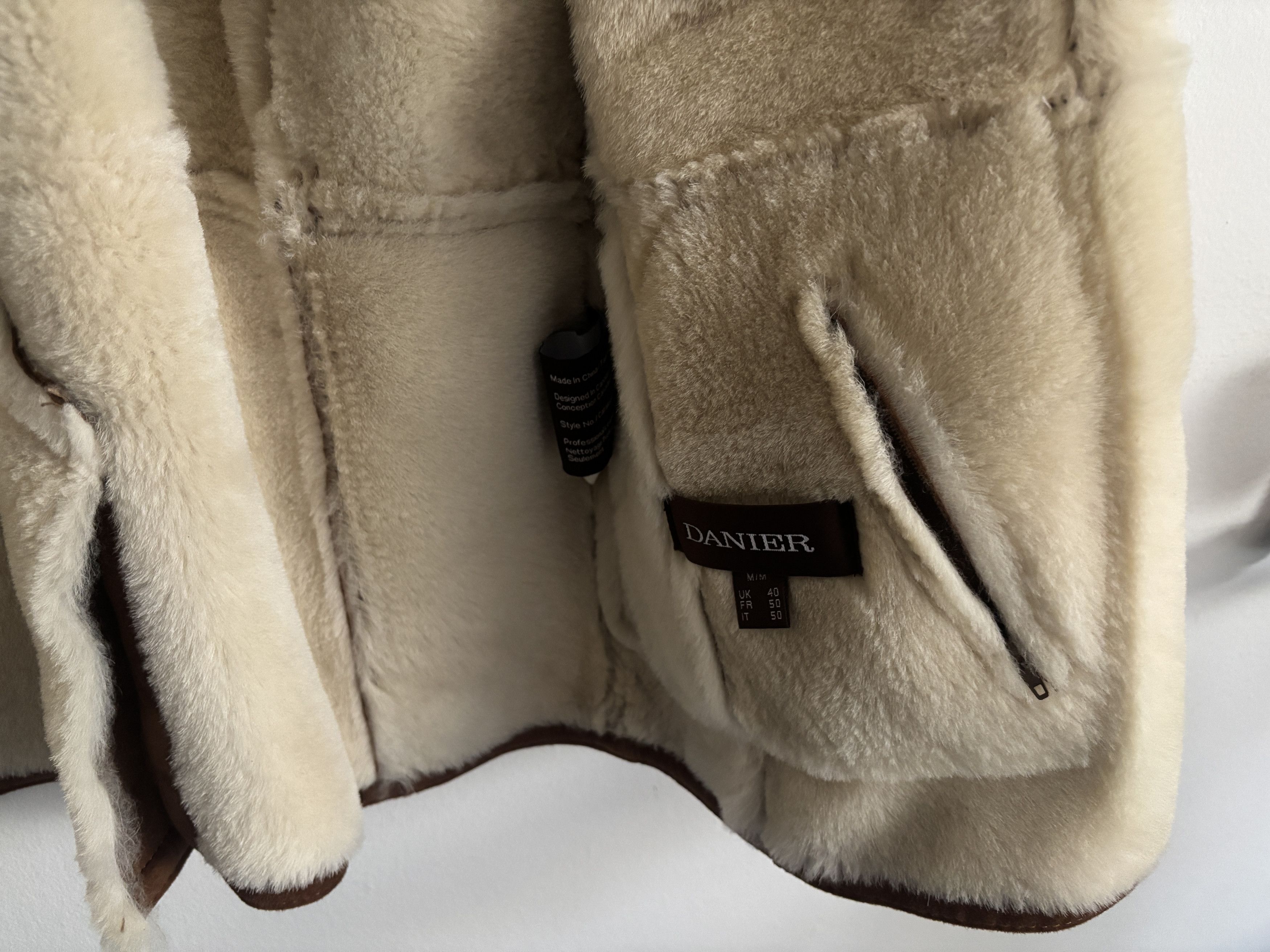 Danier $1750 Shearling Button-up Jacket/ Coat - 40/ Medium-Large Size US M / EU 48-50 / 2 - 9 Thumbnail