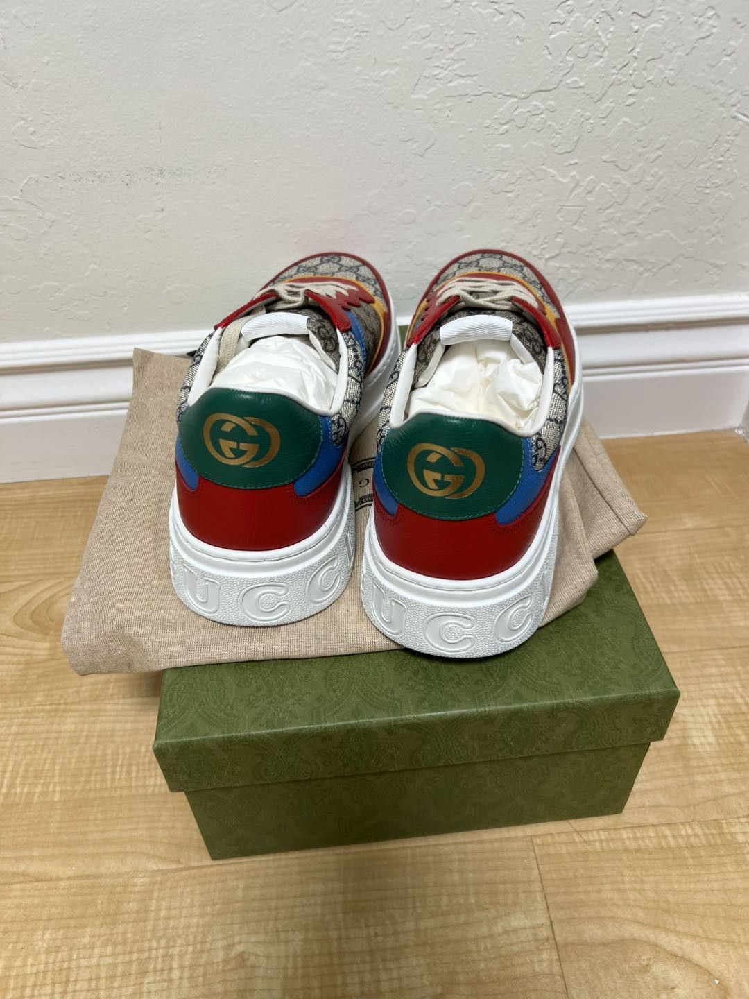 GUCCI GG SNEAKER BEIGE RED BLUE