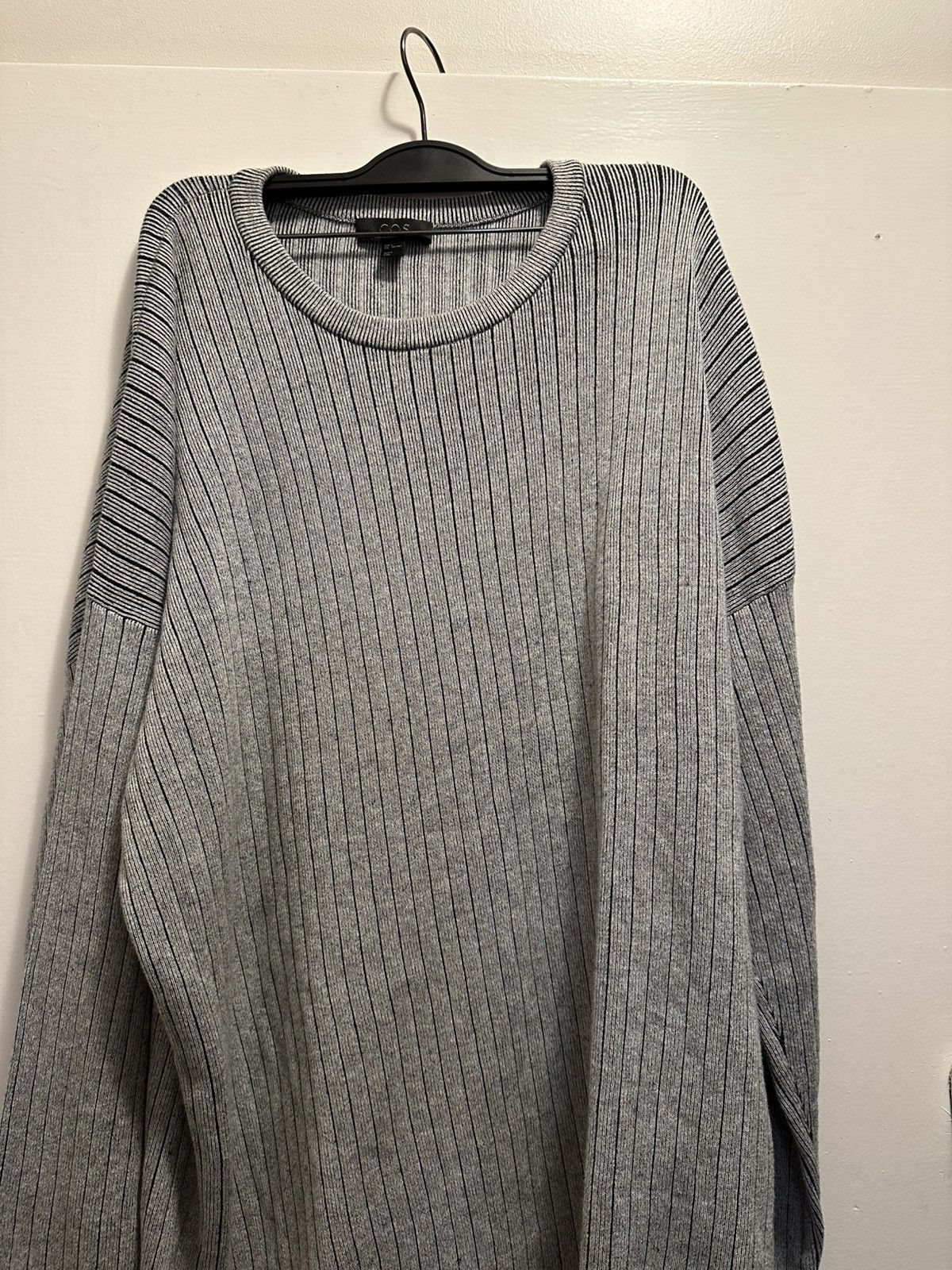 Cos COS silver sweater Size US L / EU 52-54 / 3 - 1 Thumbnail