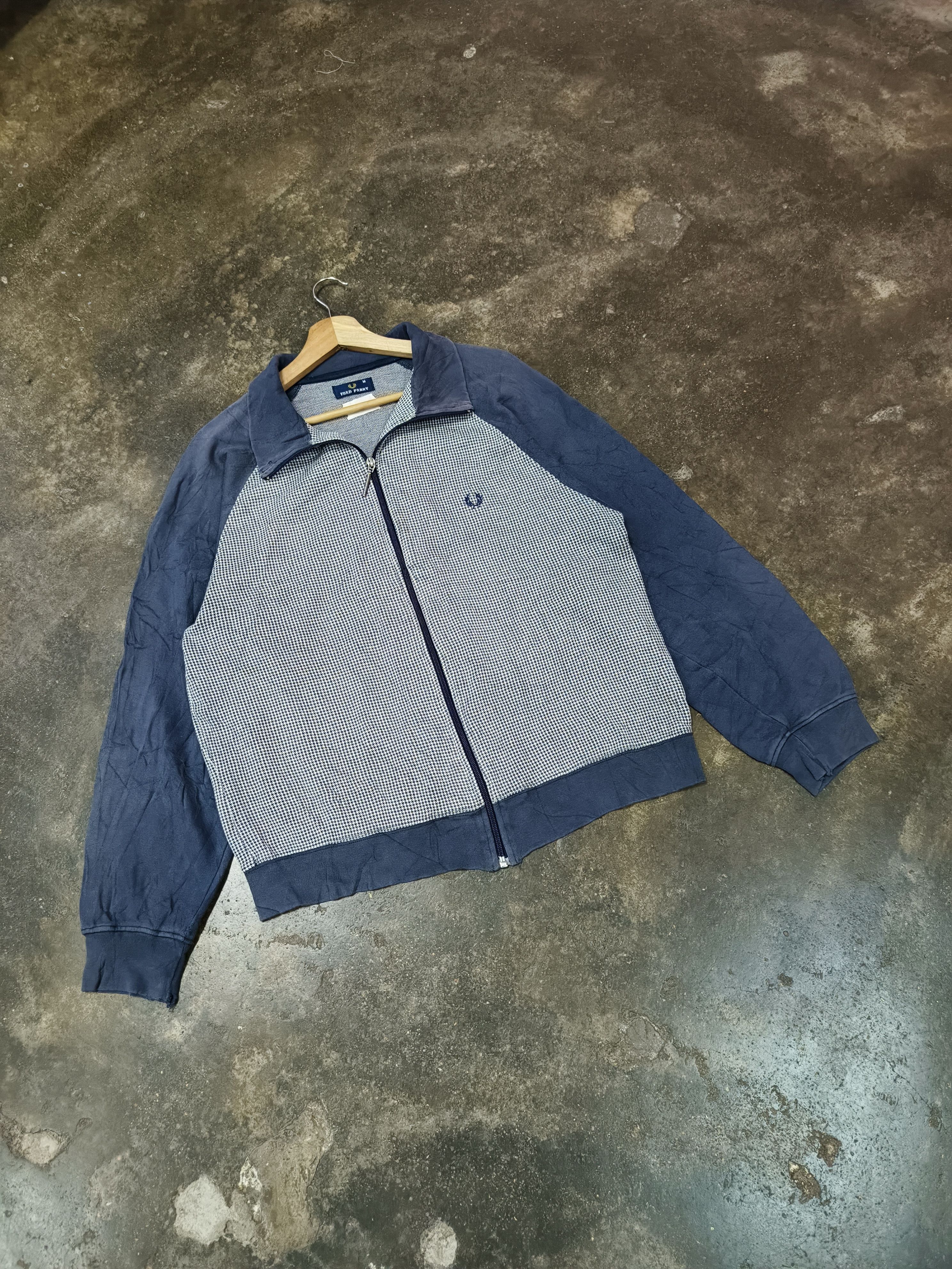 Fred Perry FRED PERRY JACKET SWEATER SUN FADED DISTRESSED Size US M / EU 48-50 / 2 - 1 Thumbnail