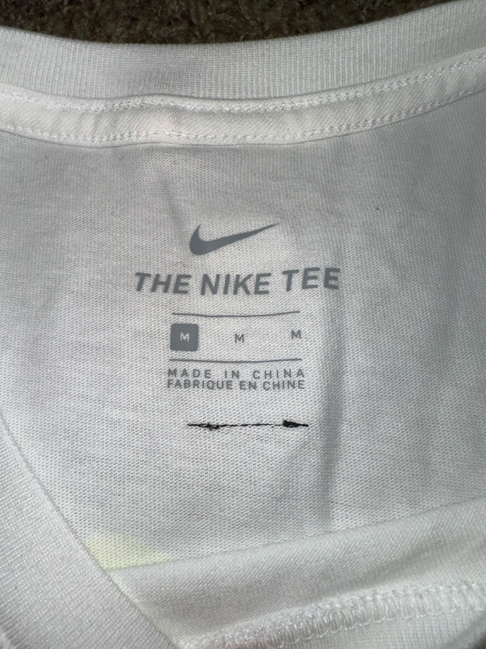 Nike Nike DNA City Exploration Men's Basketball Long-Sleeve T-Shirt Sample Size US M / EU 48-50 / 2 - 2 Thumbnail