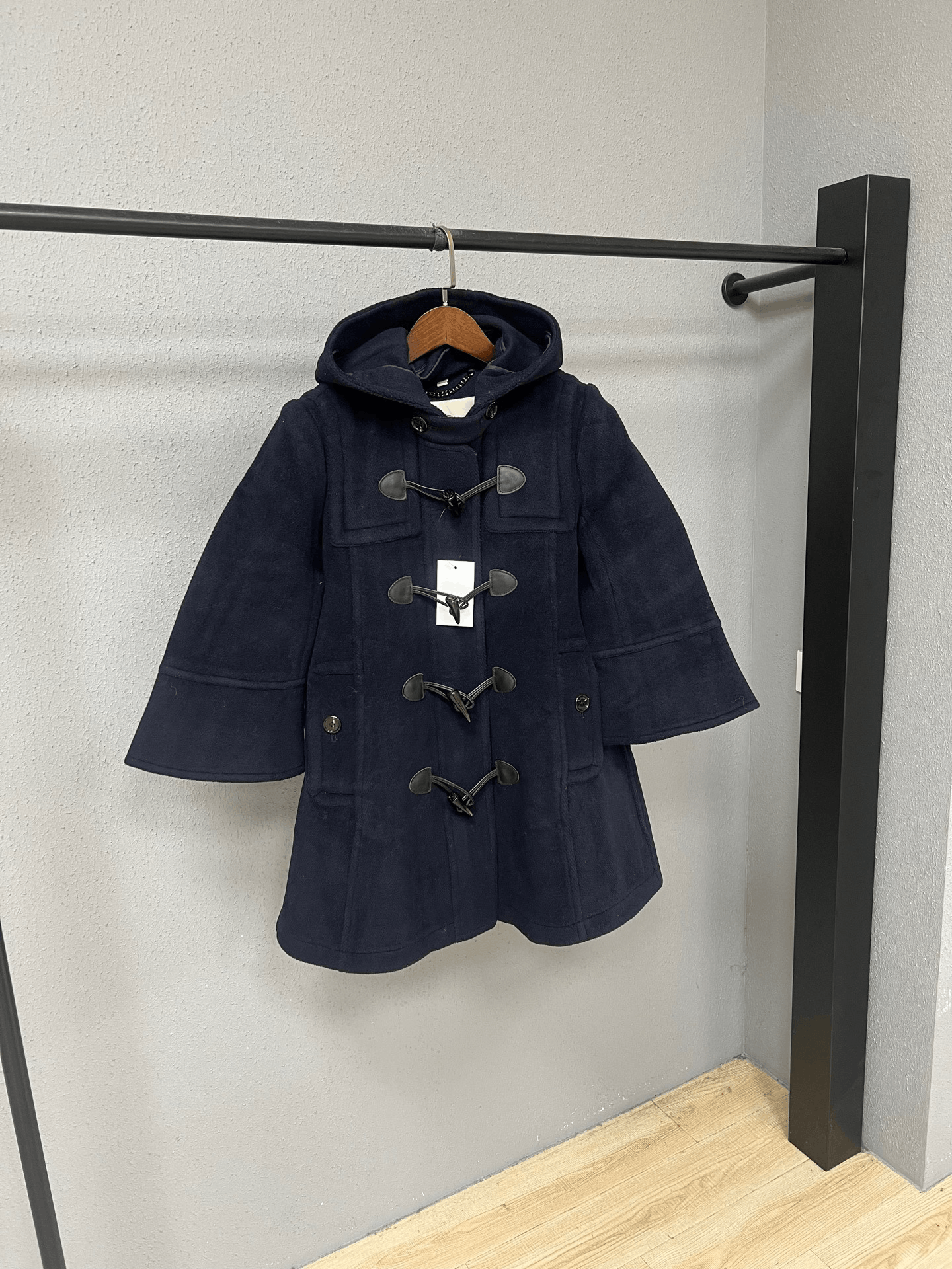Burberry Burberry Wool Coat M Women Size M / US 6-8 / IT 42-44 - 1 Thumbnail