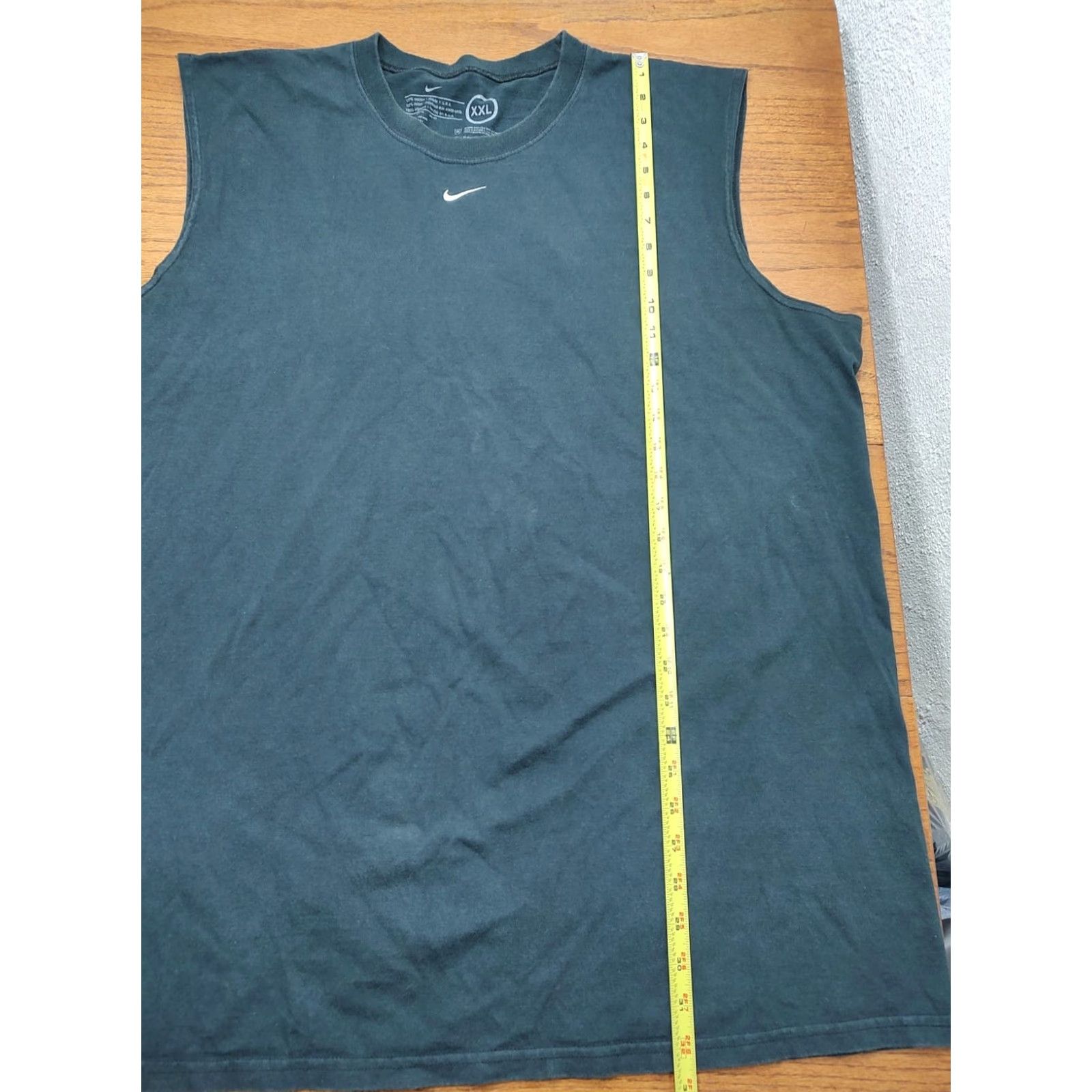 Nike VINTAGE Nike Basketball Center Swoosh BIG Back Logo Sleeveless T-Shirt Mens 2XL Black Nike Shirt 90s USA Sports Graphic Print Size US XXL / EU 58 / 5 - 8 Thumbnail