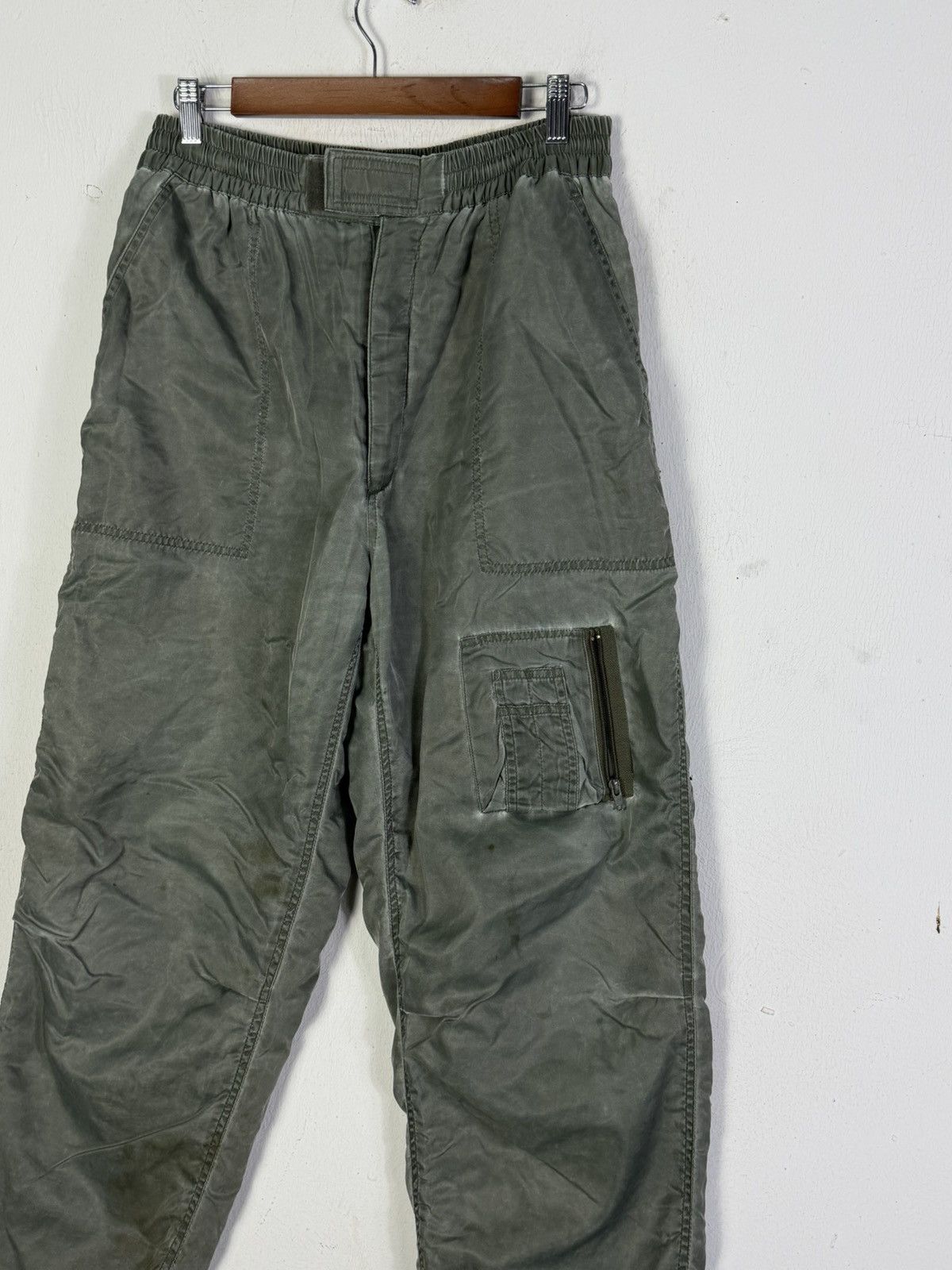 Japanese Brand Vintage Military Elasticated Cuffs Zipperd Pocket Size US 30 / EU 46 - 4 Thumbnail