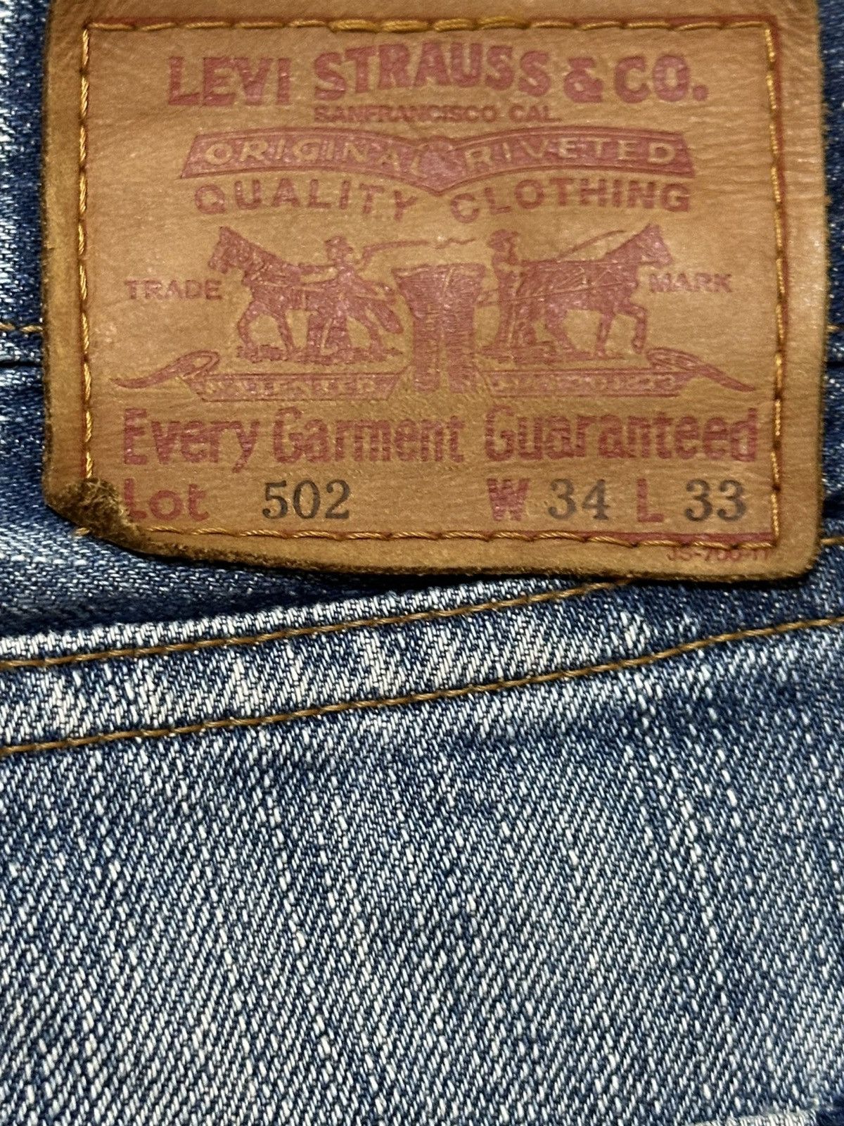 Levi's Vintage 90s Levis 502 Blue Faded Wash Distress Baggy Jeans Size US 33 - 9 Thumbnail