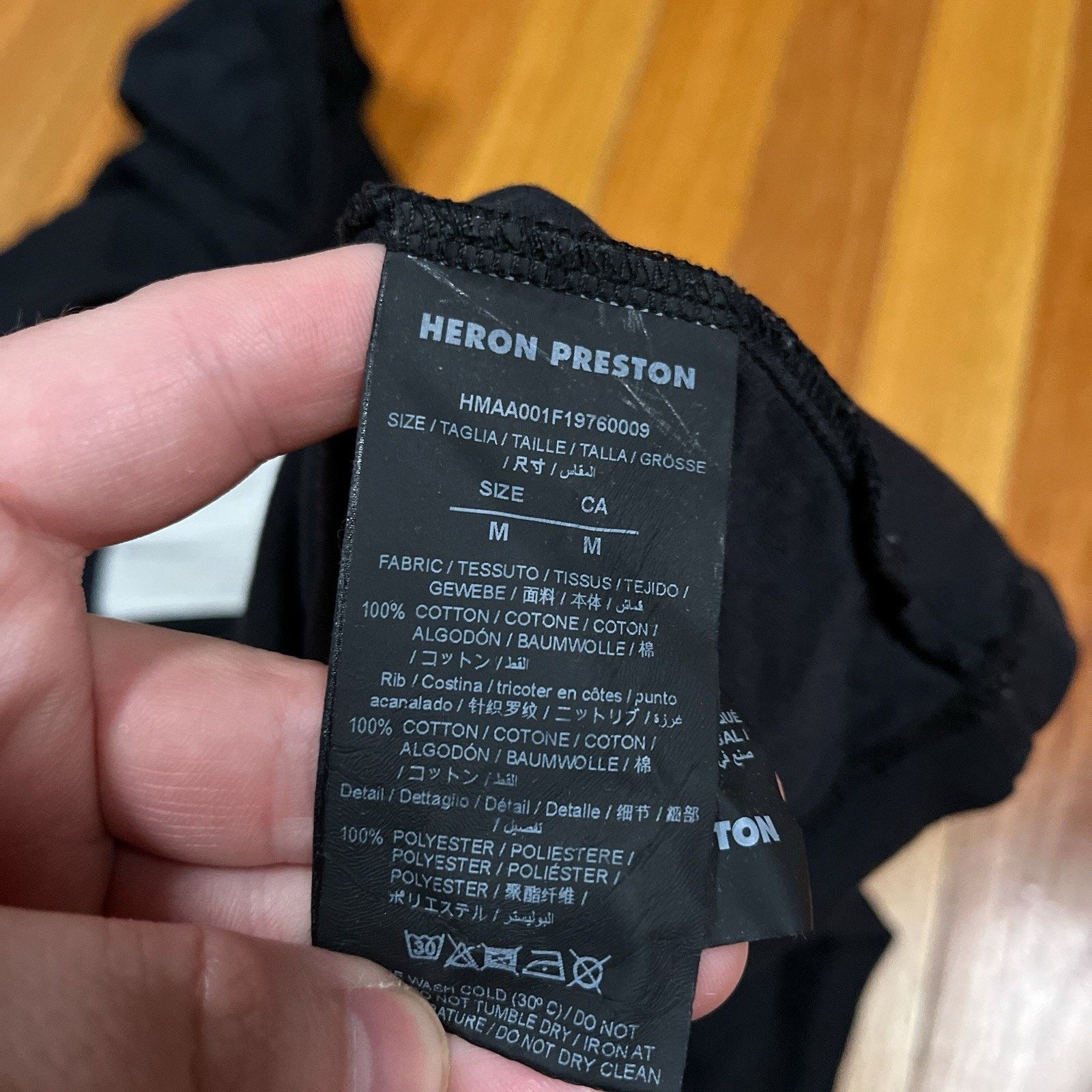Heron Preston Heron Preston Black Sticker Label Cyrillic Стиль Logo Tee Size US M / EU 48-50 / 2 - 7 Thumbnail
