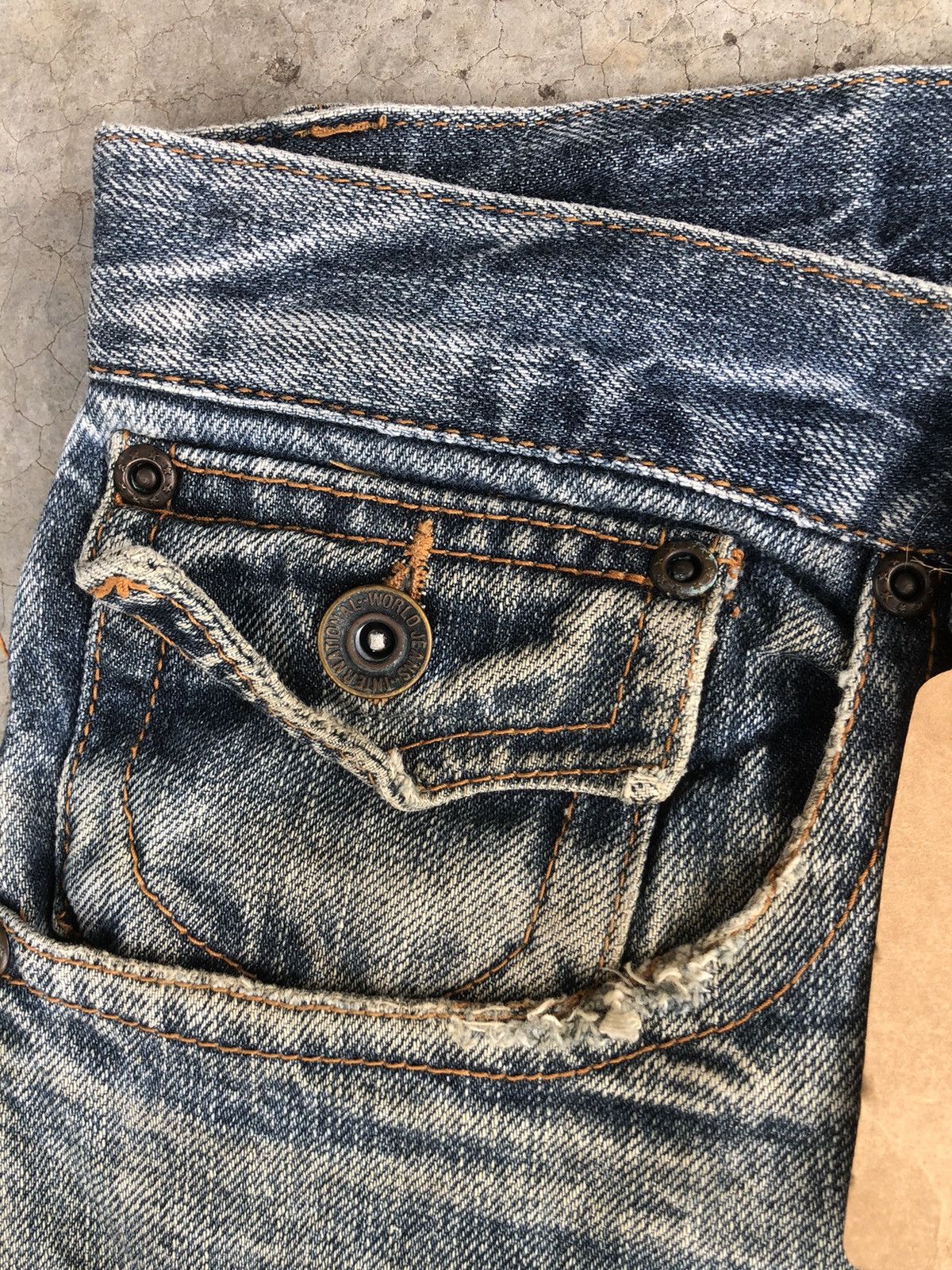 Le Grande Bleu (L.G.B.) Japanese Nylaus Flared Jeans Distressed Jeans Size US 31 - 14 Thumbnail