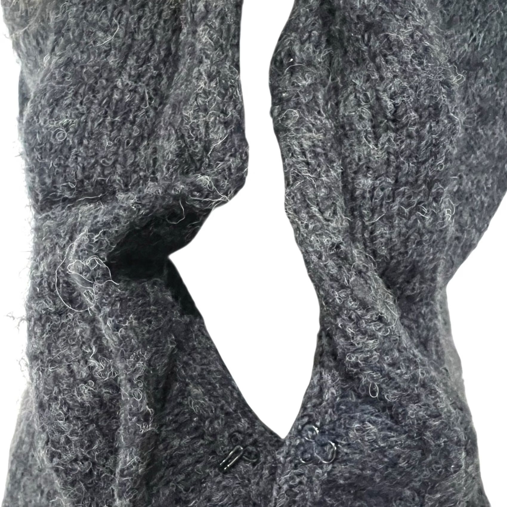 Vintage Sioni Women’s Sweater Vest Wool Blend Ruffle Faux Fur Trim Gray Size Small Vest Women Wool Blend Fur Trim Casual Party/Cocktail Sl Centered on Gray Size S / US 4 / IT 40 - 3 Thumbnail