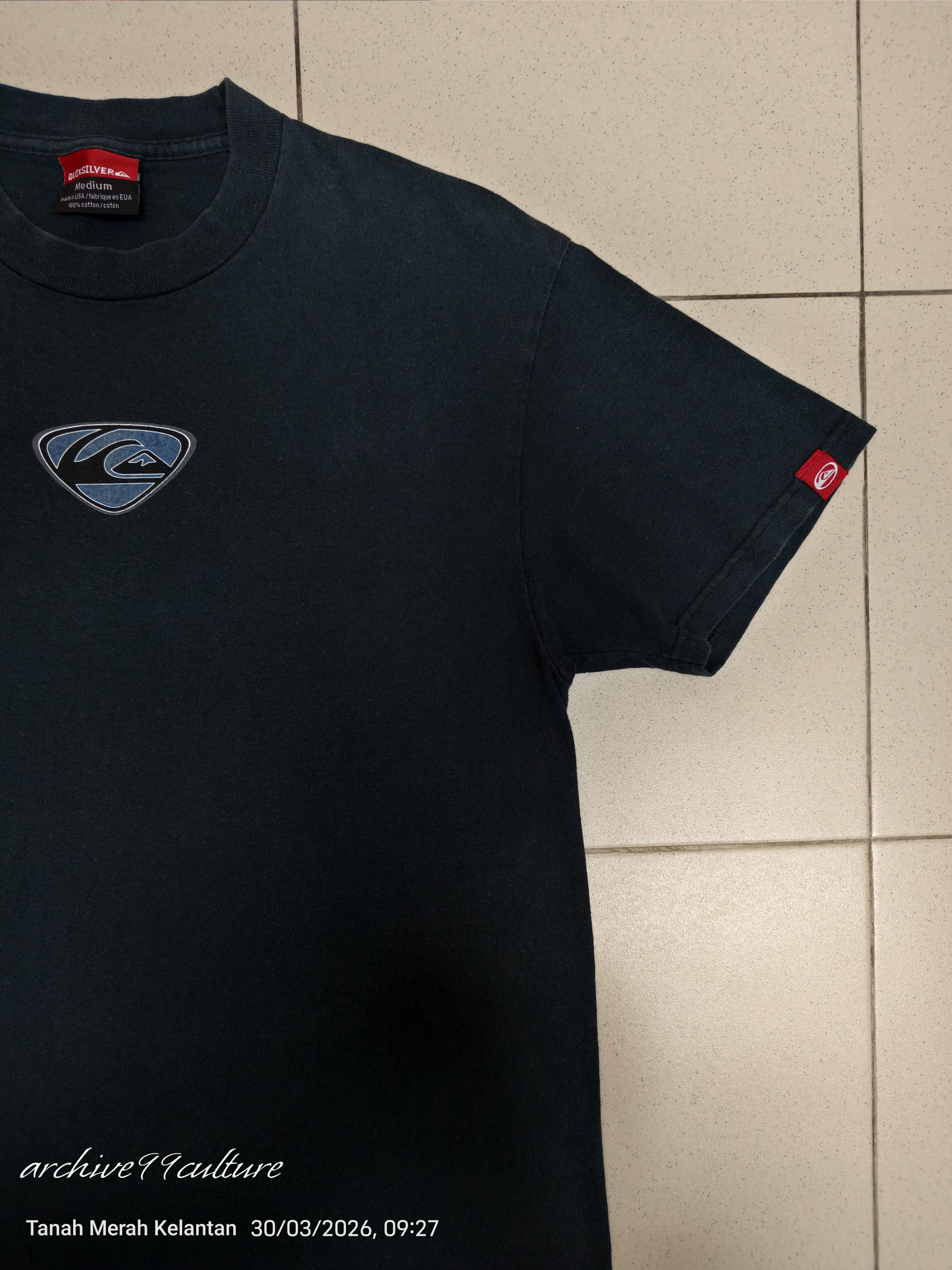 Quiksilver late 90s early Y2K Quiksilver "Shield Logo" T shirt USA Size US M / EU 48-50 / 2 - 6 Thumbnail