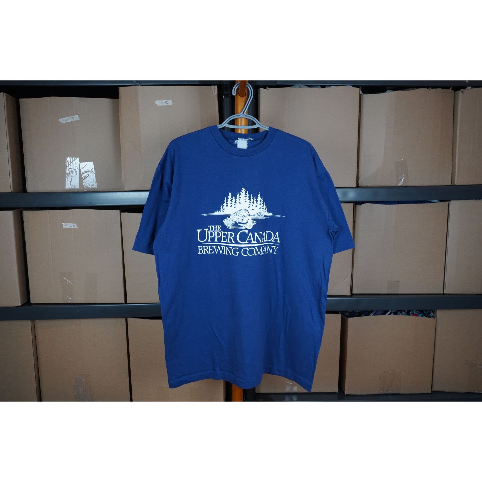 Vintage 90s Canadian Brewing Company Vintage Tshirt Men's XL #314 Size US XL / EU 56 / 4 - 1 Thumbnail