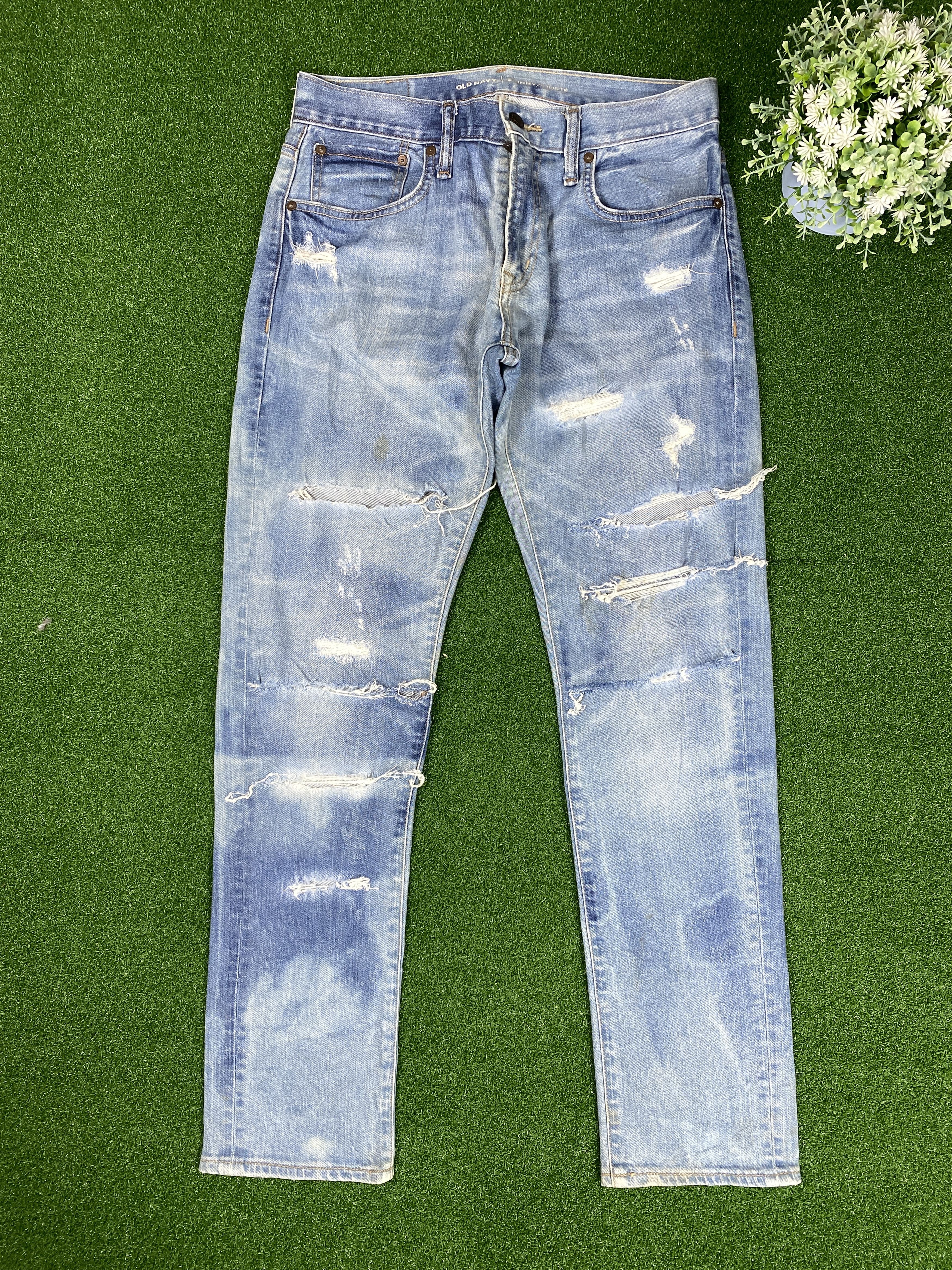 Old Navy Vintage Old Navy Distressed Mid Wash Jeans CP0037 Size US 31 - 1 Thumbnail