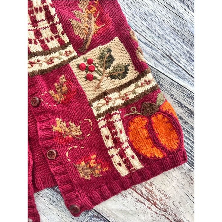 Croft & Barrow Vintage Croft & Barrow Burgundy Fall Patchwork Knit Vest wit Size S / US 4 / IT 40 - 4 Thumbnail