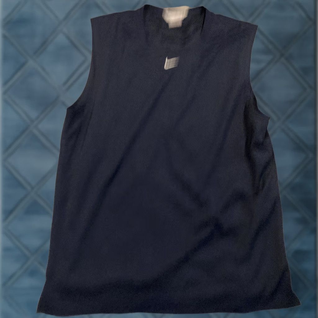 Nike VINTAGE Nike Air Shirt Sleeveless Blue Large Embroidered Center Swoosh Men 90s Logo Cotton Size US L / EU 52-54 / 3 - 1 Thumbnail