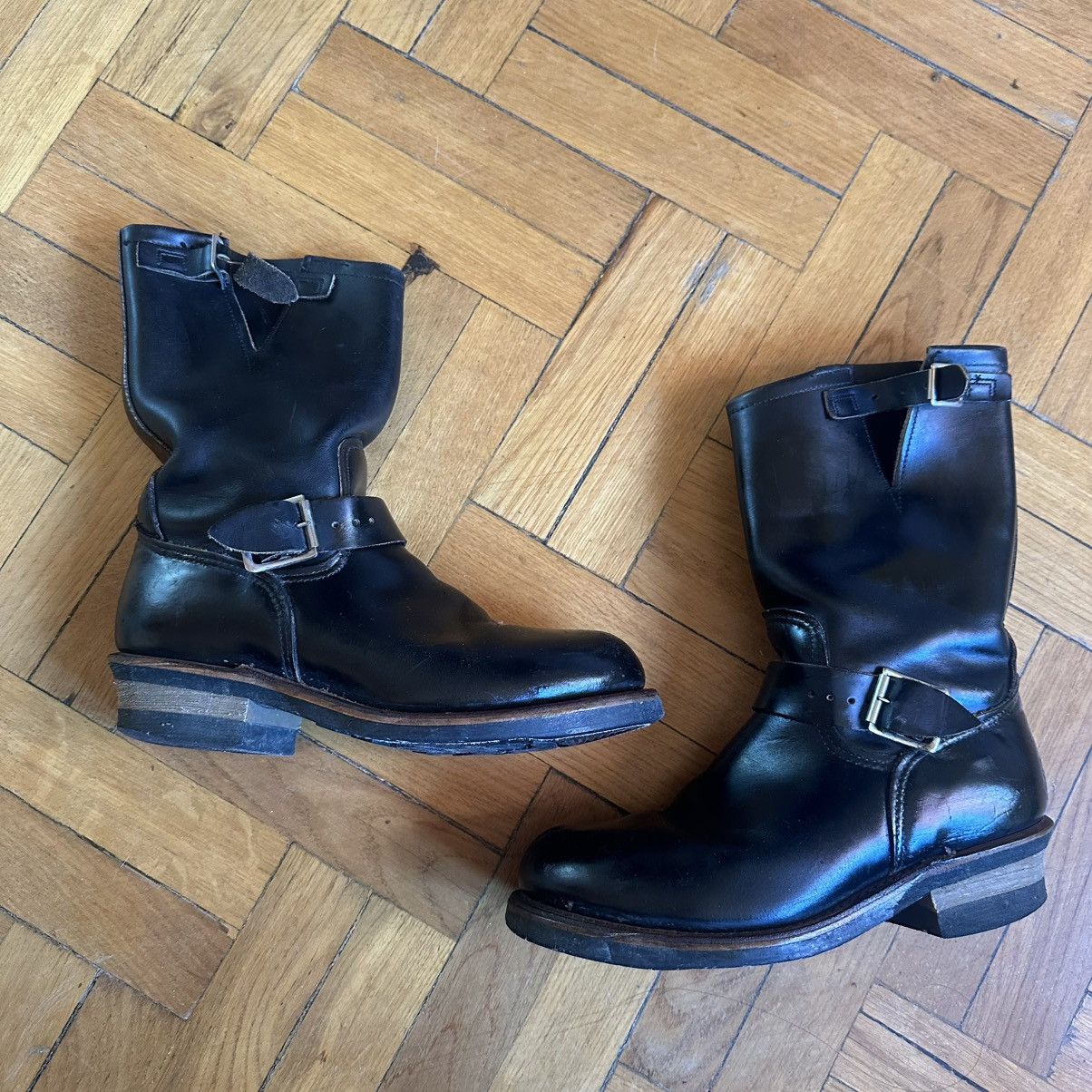 Red Wing Red Wing 2934 Lineman Boots Black Chrome 11D US | Grailed