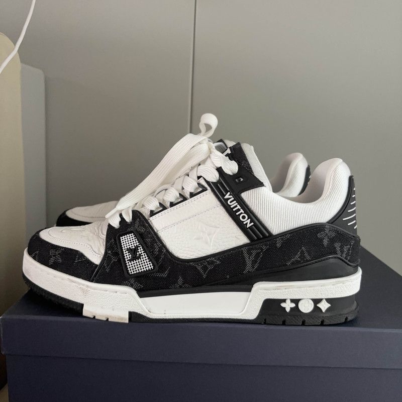 Louis Vuitton Louis Vuitton Trainer Panda Print Low-Top Sneakers 0079 Size US 9 / EU 42 - 1 Thumbnail