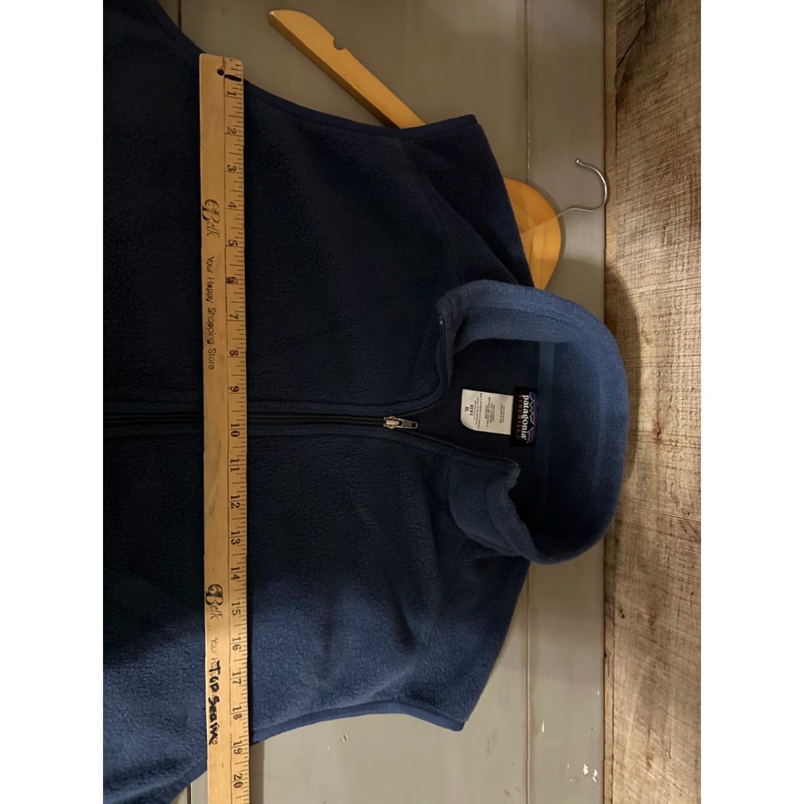 Patagonia VINTAGE Patagonia Synchilla Vest Navy XL Full Zip Stand-Up Collar Hiking Men Regular Solid Polyester Fleece 90s Outdoor Casual Winter Spring Fall Size US XL / EU 56 / 4 - 4 Thumbnail