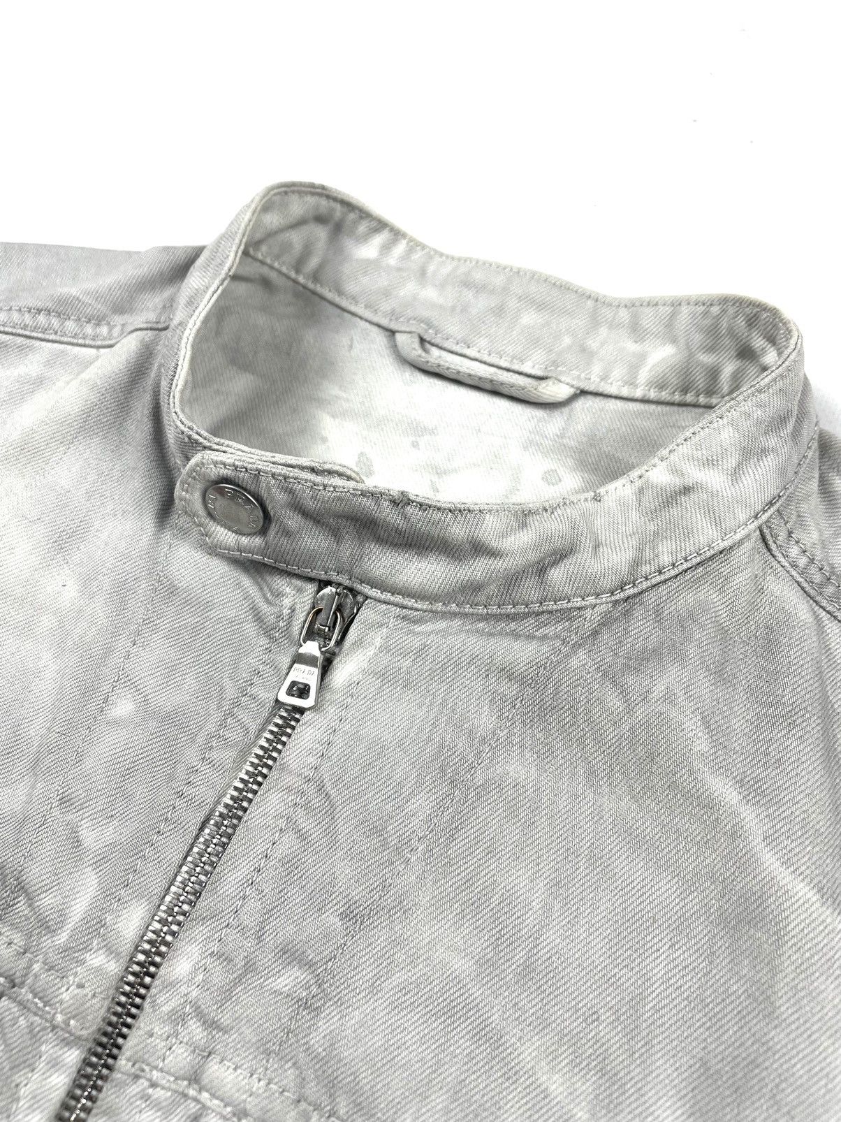 Prada Rare Prada Archive Vintage White Vest Size: M Size US M / EU 48-50 / 2 - 6 Thumbnail