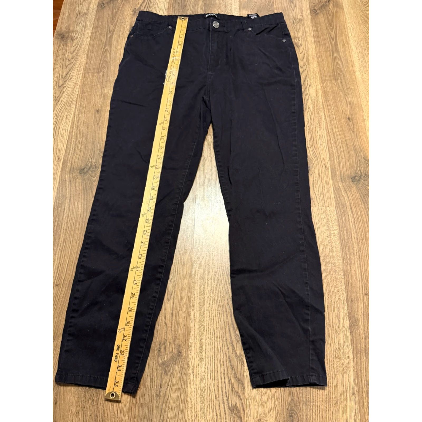Buffalo David Bitton Buffalo David Bitton Pants Women's Size 12/32 Black Stretch Skinny Ankle Grazer Pants Size 34" / US 12 / IT 48 - 6 Thumbnail