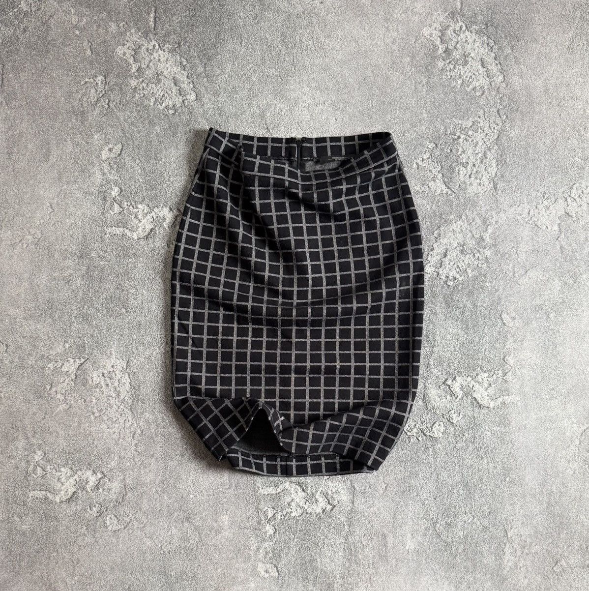Weekend Max Mara Weekend Max Mara S Chekered skirt pencil Size 26" / US 2 / IT 38 - 1 Thumbnail