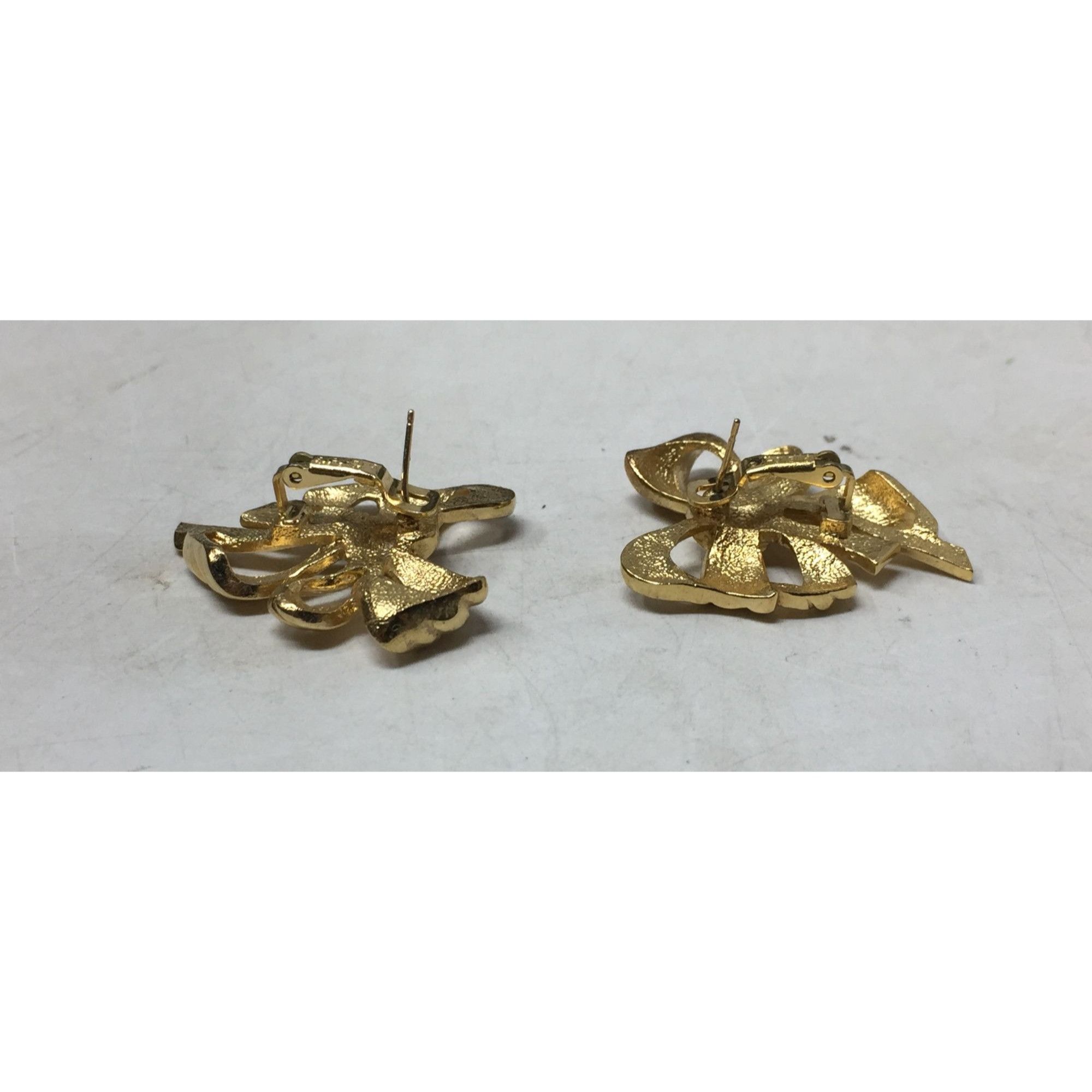 Givenchy Vintage Signed Givenchy Gold Plated Bow Earrings Size ONE SIZE - 6 Thumbnail