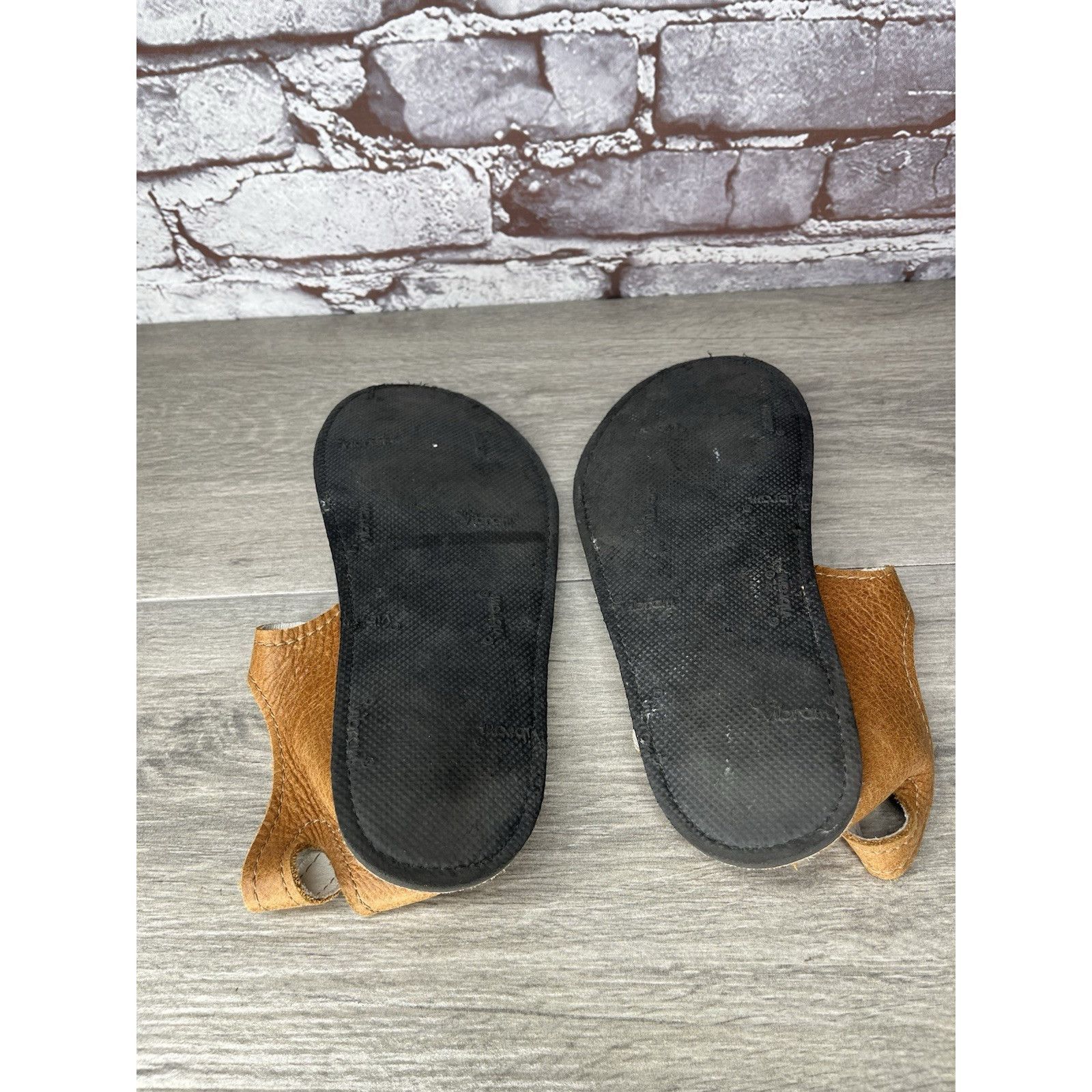Soulstar Softstar Barefoot Minimalist Brown Leather Ankle Strap Vibra Size US 5 / IT 35 - 7 Thumbnail