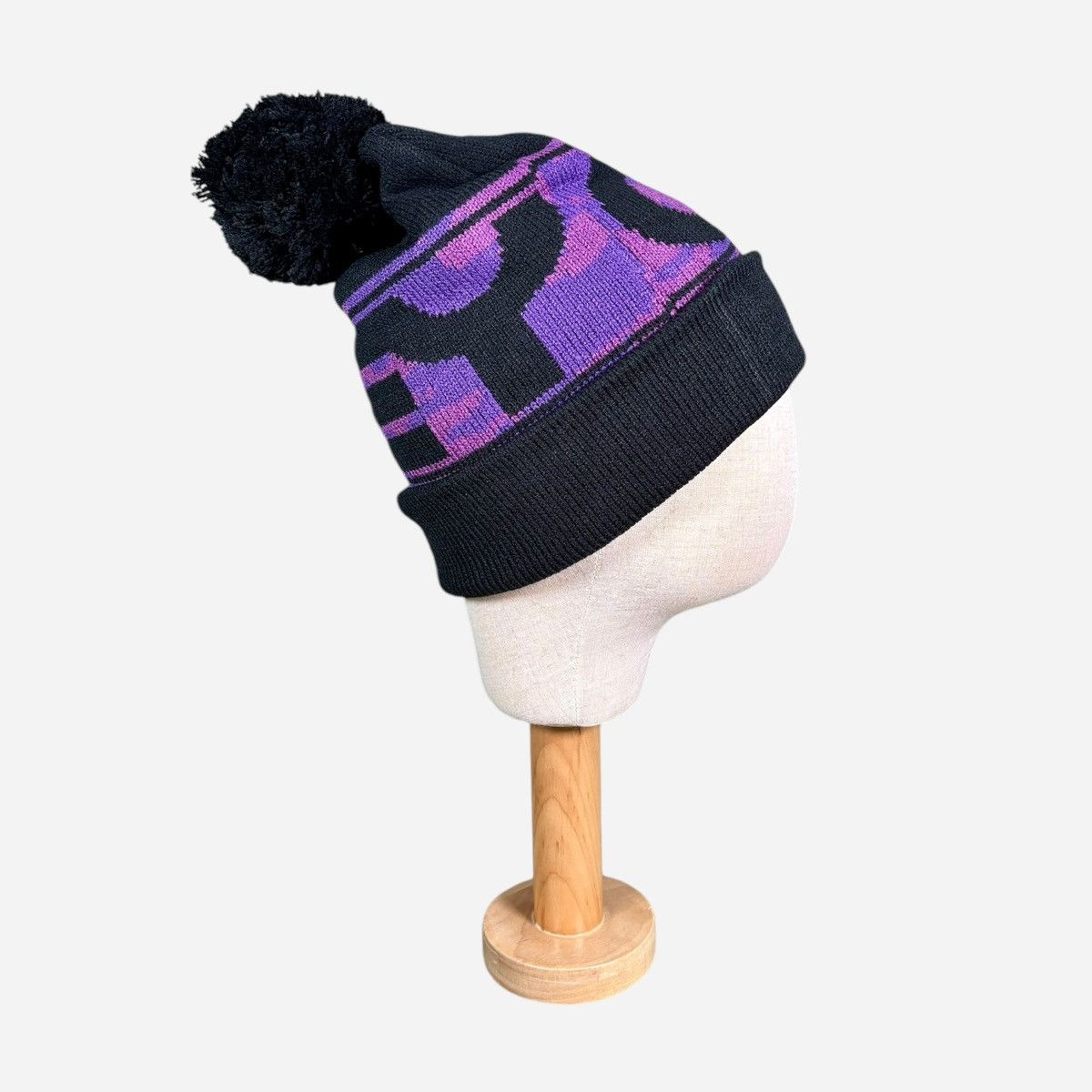 Oakley Oakley Wanderlust Pom Unisex Beanie Purple Black OSZ Size ONE SIZE - 4 Thumbnail