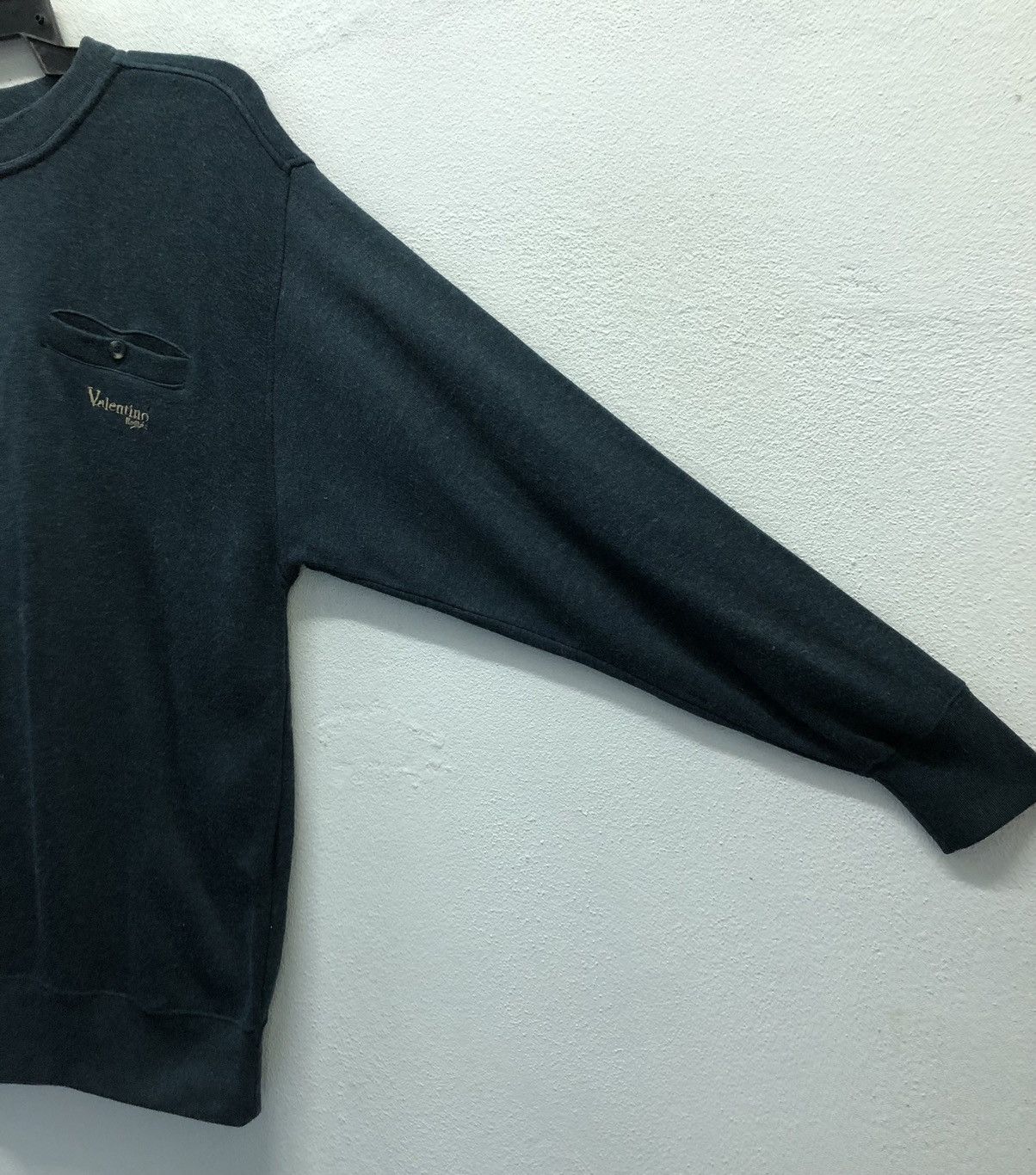 Valentino Vintage Rodhos Valentino Sweatshirt Size US M / EU 48-50 / 2 - 4 Thumbnail