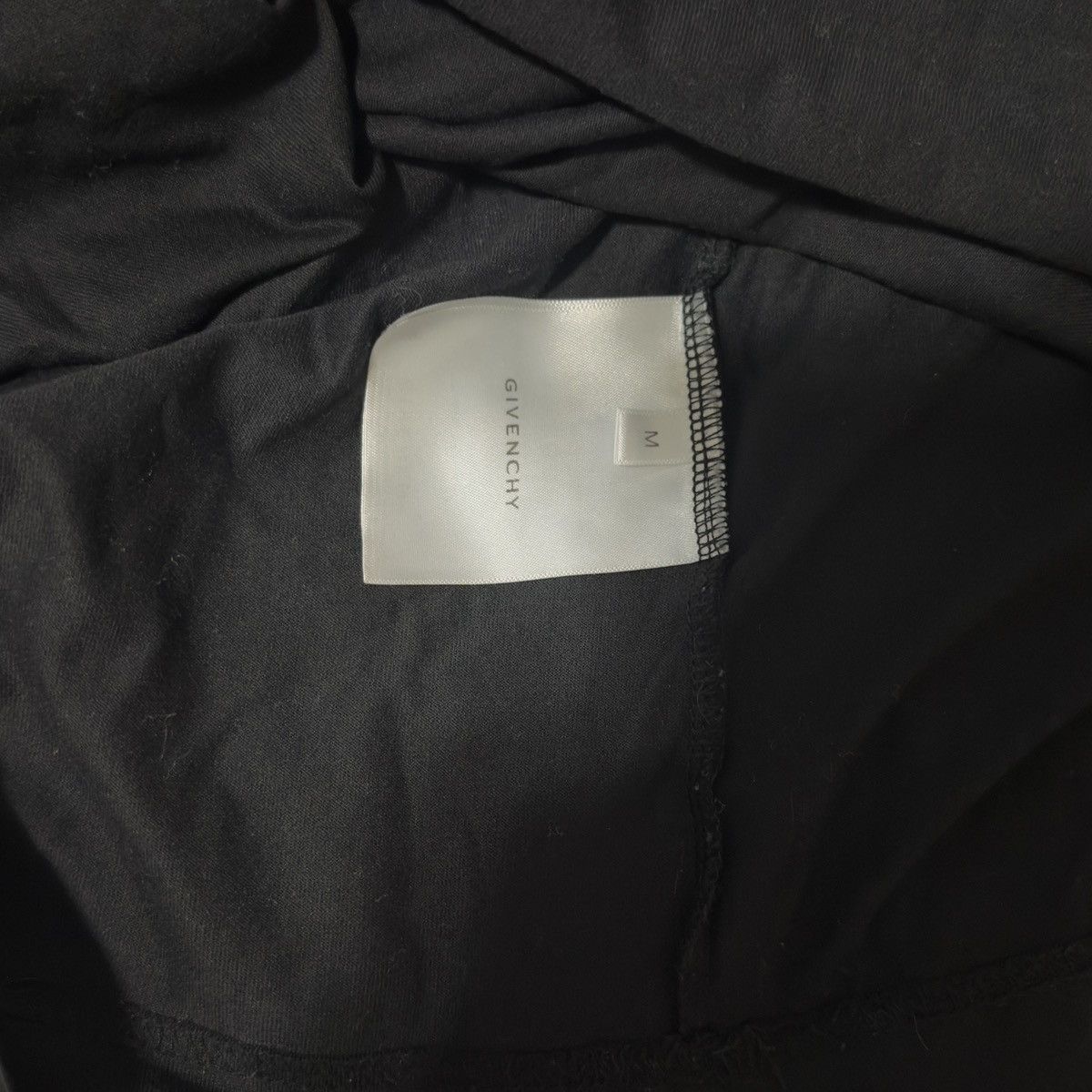 Givenchy Givenchy Reverse T-shirt Size US M / EU 48-50 / 2 - 4 Thumbnail