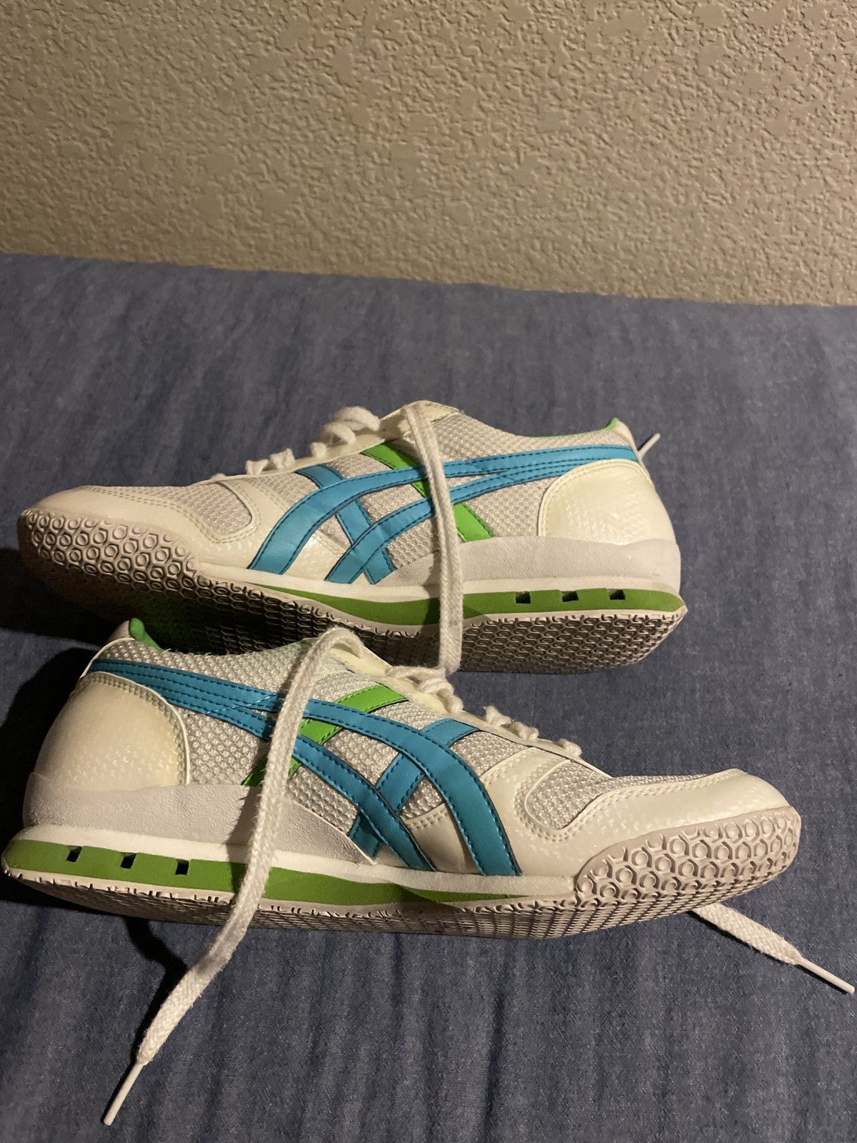 Onitsuka Tiger Onitsuka Tiger Ultimate 81 - White / Teal Blue / Neon Green Size US 8.5 / EU 41-42 - 3 Thumbnail