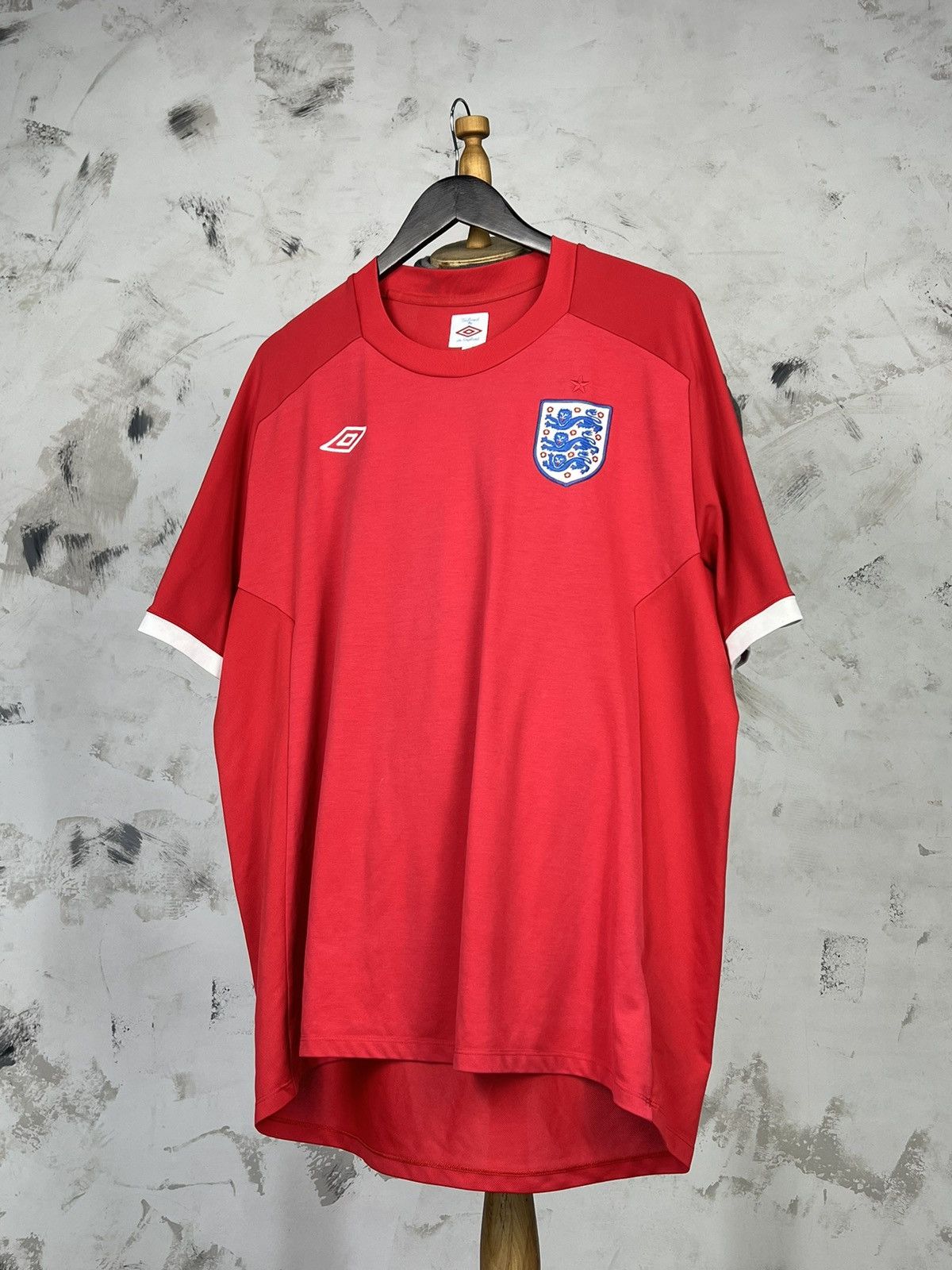 Umbro Vintage Umbro England Jersey Shirt Size M - L 50 Size US L / EU 52-54 / 3 - 1 Thumbnail