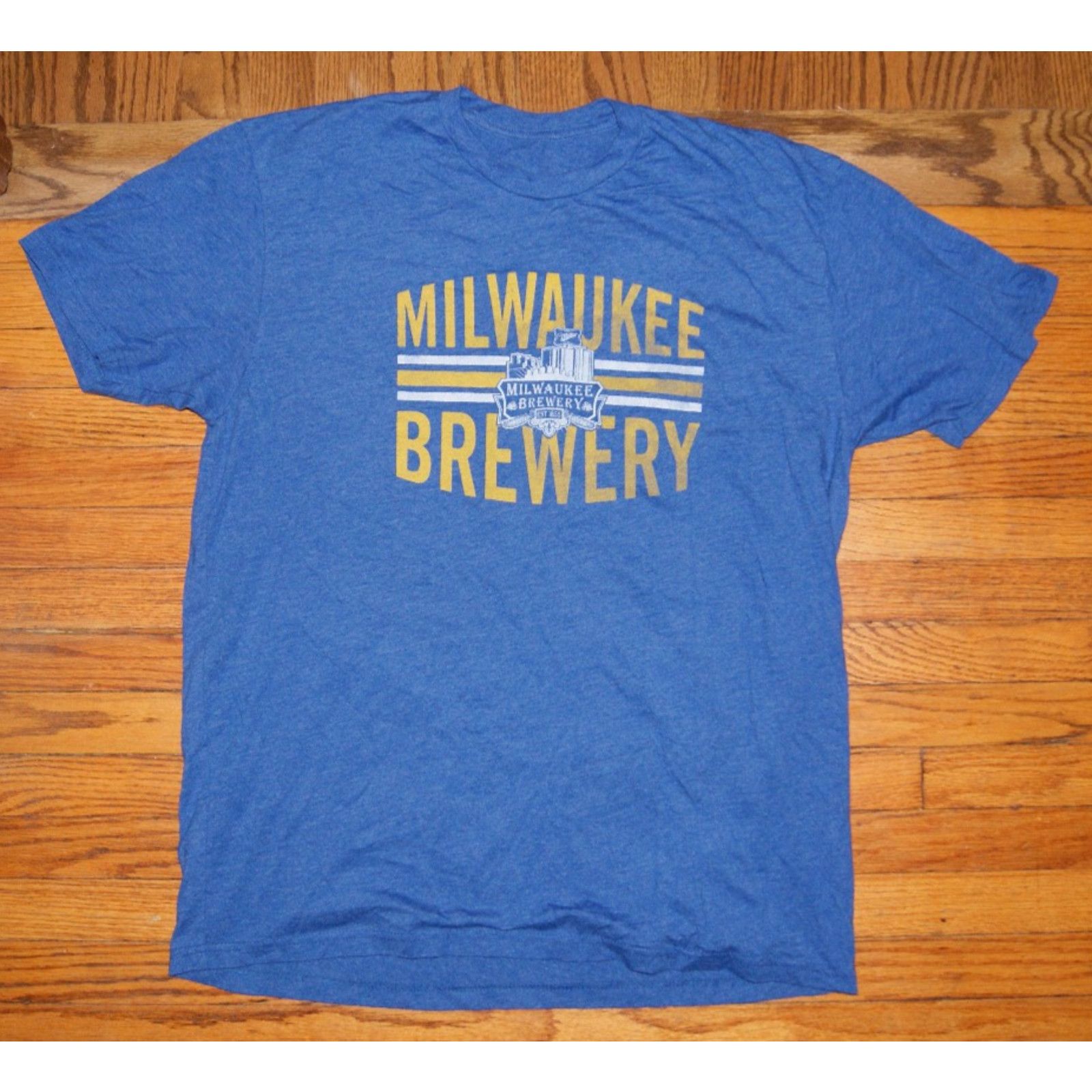 Next Level Milwaukee Brewery Shirt Mens Large Blue Short Brewers MLB Size US L / EU 52-54 / 3 - 2 Thumbnail