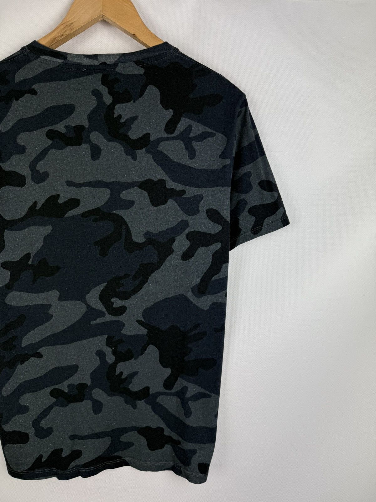 Sandro Sandro Paris Men’s Short Sleeve Camo T Shirt Size 1 Size US XS / EU 42 / 0 - 15 Thumbnail