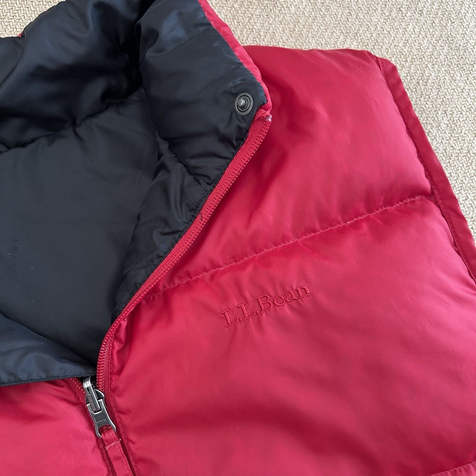 L.L. Bean Ll Bean Goose Down Puffer Reversible Red Black Vest Large Size US L / EU 52-54 / 3 - 2 Thumbnail
