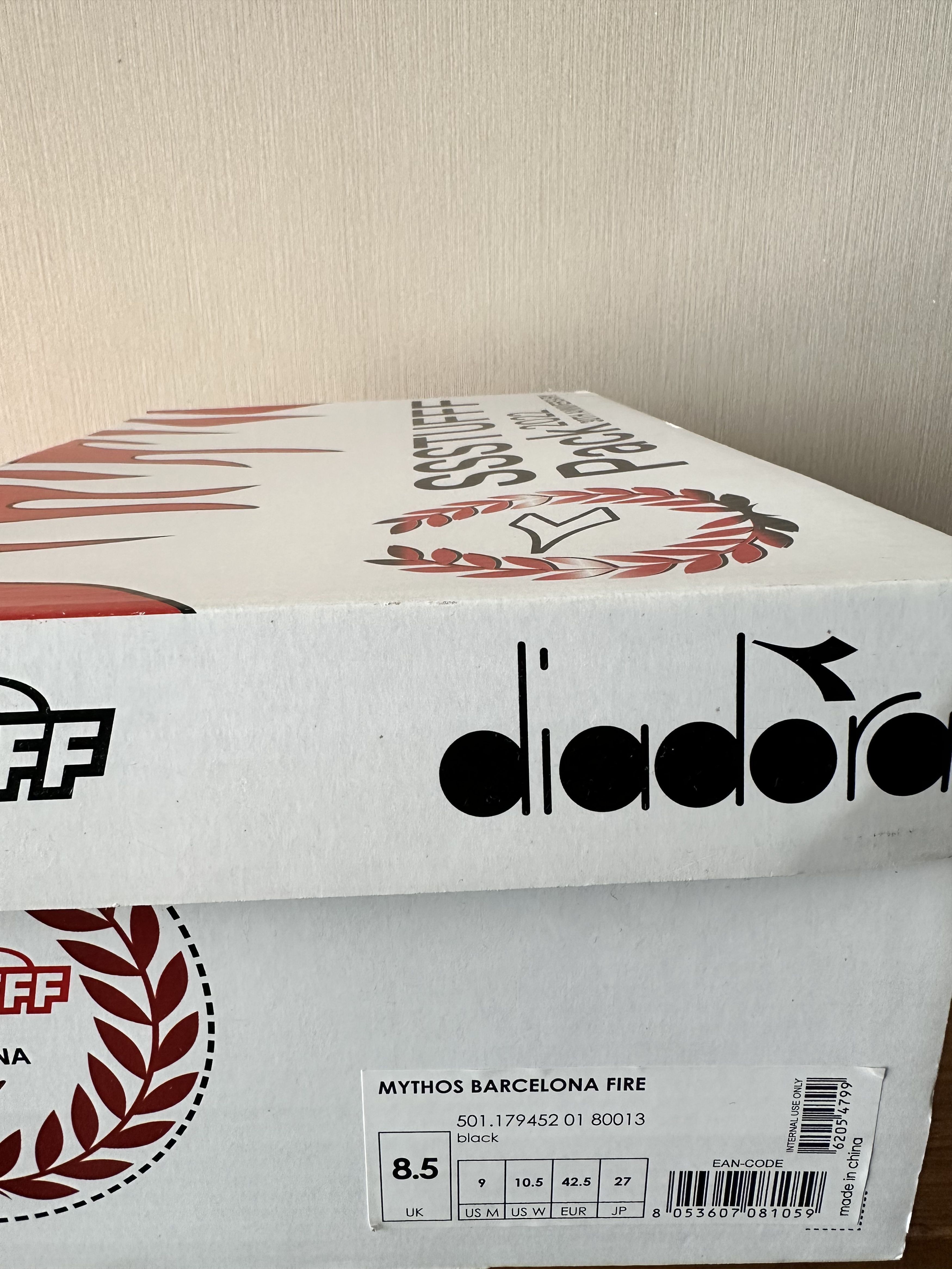 Diadora Diadora x SSSTUFFF MYTHOS BARCELONA FIRE Size US 9 / EU 42 - 7 Thumbnail