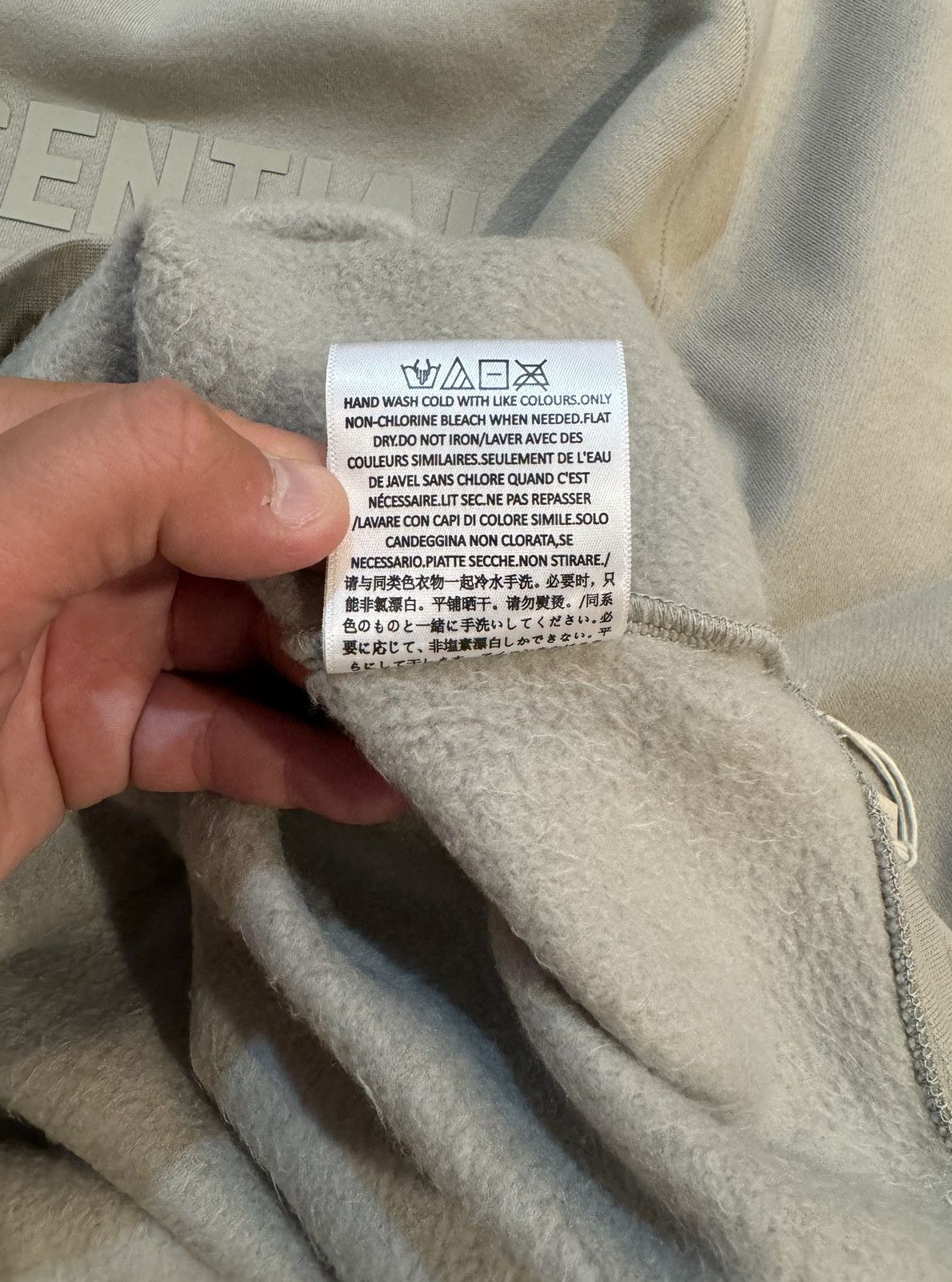 Essentials 🔥300$ Essentials Fear of God Pullover Ess Seal Fleece Hoodie Size US L / EU 52-54 / 3 - 11 Thumbnail
