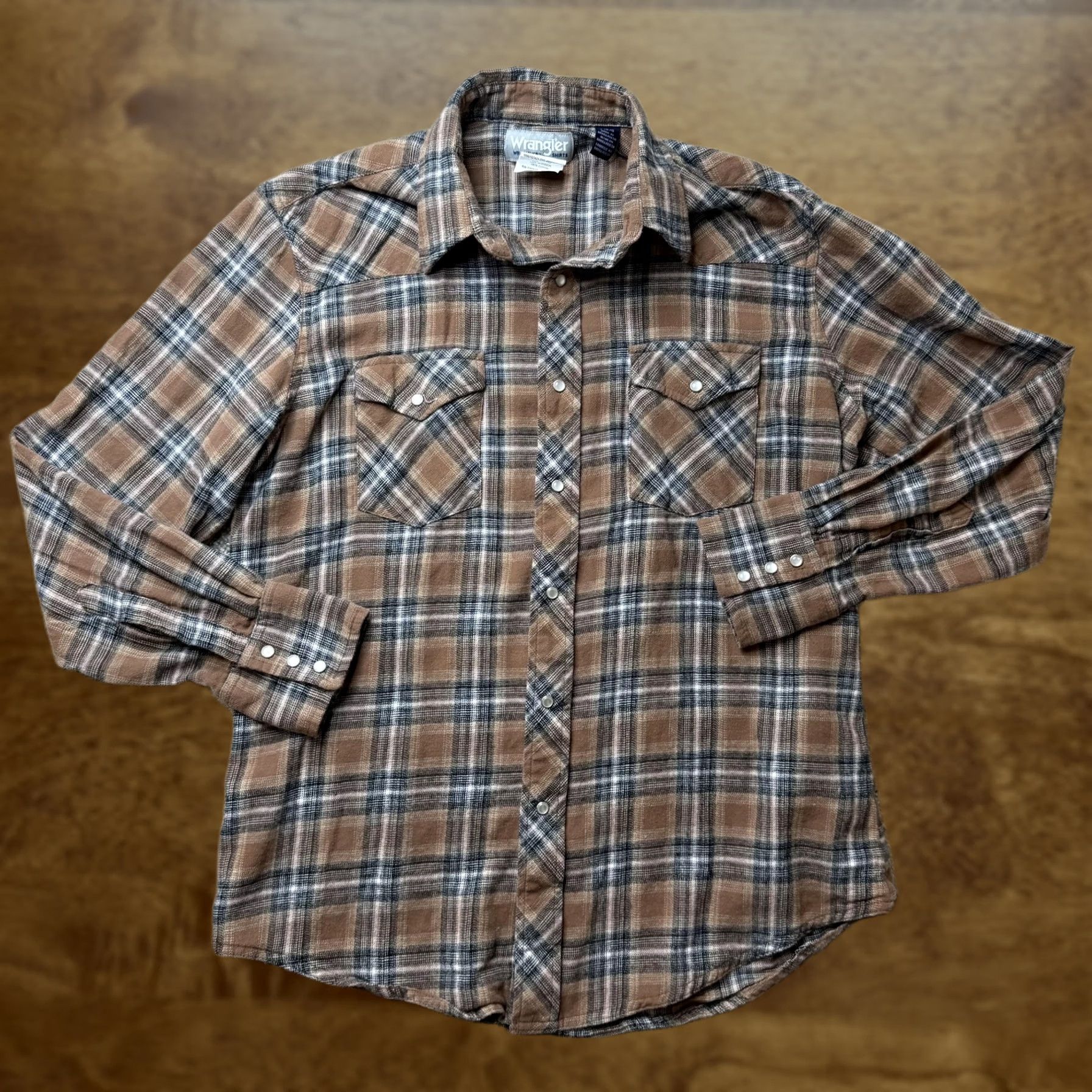 Wrangler Wrangler Shirt Mens Large Brown Plaid Long Sleeve Western Snap Flannel Size US L / EU 52-54 / 3 - 1 Thumbnail