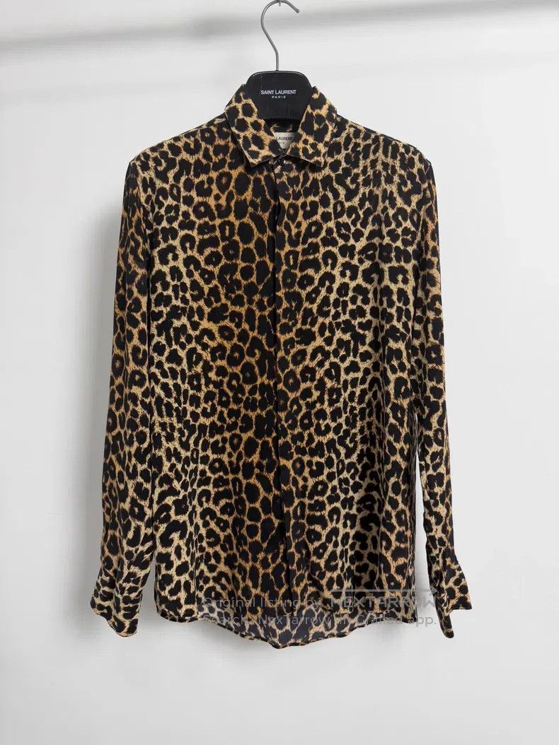Saint Laurent Paris Saint Laurent Paris size 37 Mulberry silk leopard print sh Size US M / EU 48-50 / 2 - 1 Thumbnail