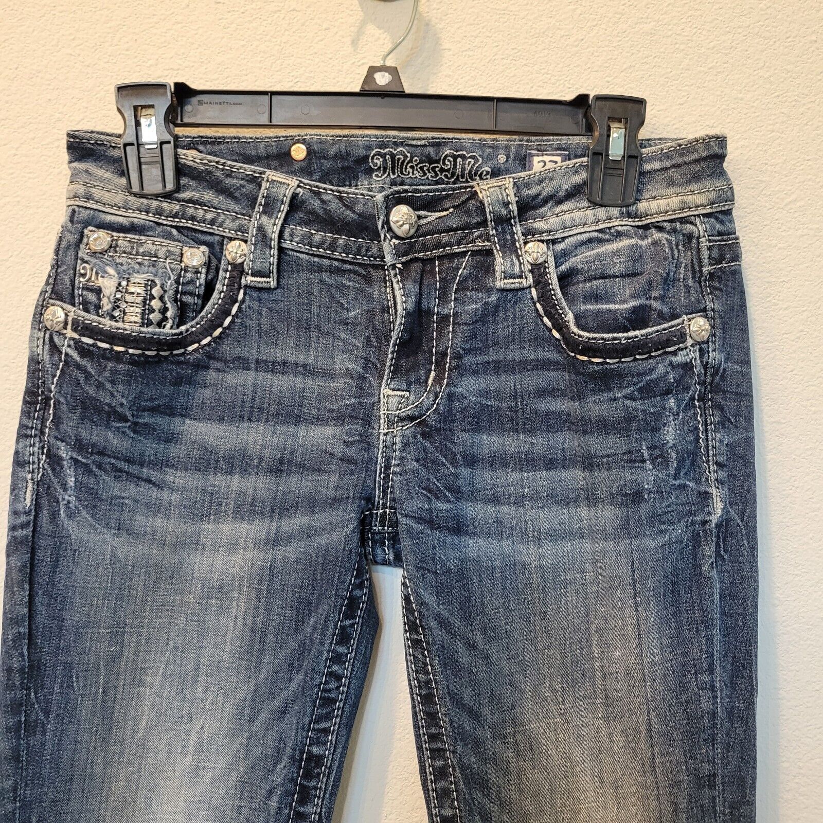 Miss Me Miss Me Jeans Womens Size 27 x 22L Cuffed Capri Size 27" / US 4 / IT 40 - 3 Thumbnail