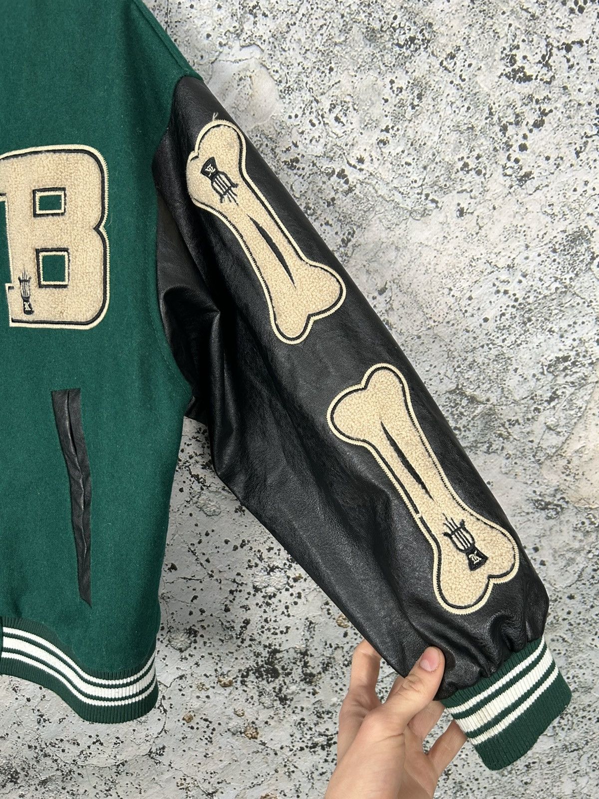 Japanese Brand Vintage Black Air Green Wool Varsity Jacket Streetwear Baggy Size US M / EU 48-50 / 2 - 4 Thumbnail