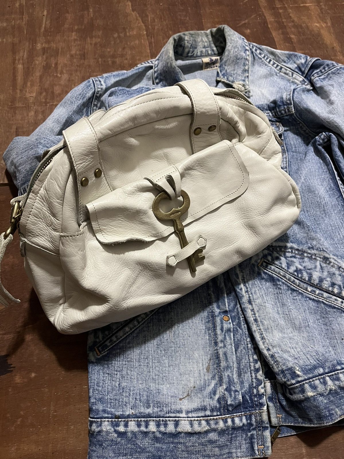 Japanese Brand Full Leather Vintage selvedge shoulder patina big key bag Size ONE SIZE - 2 Thumbnail
