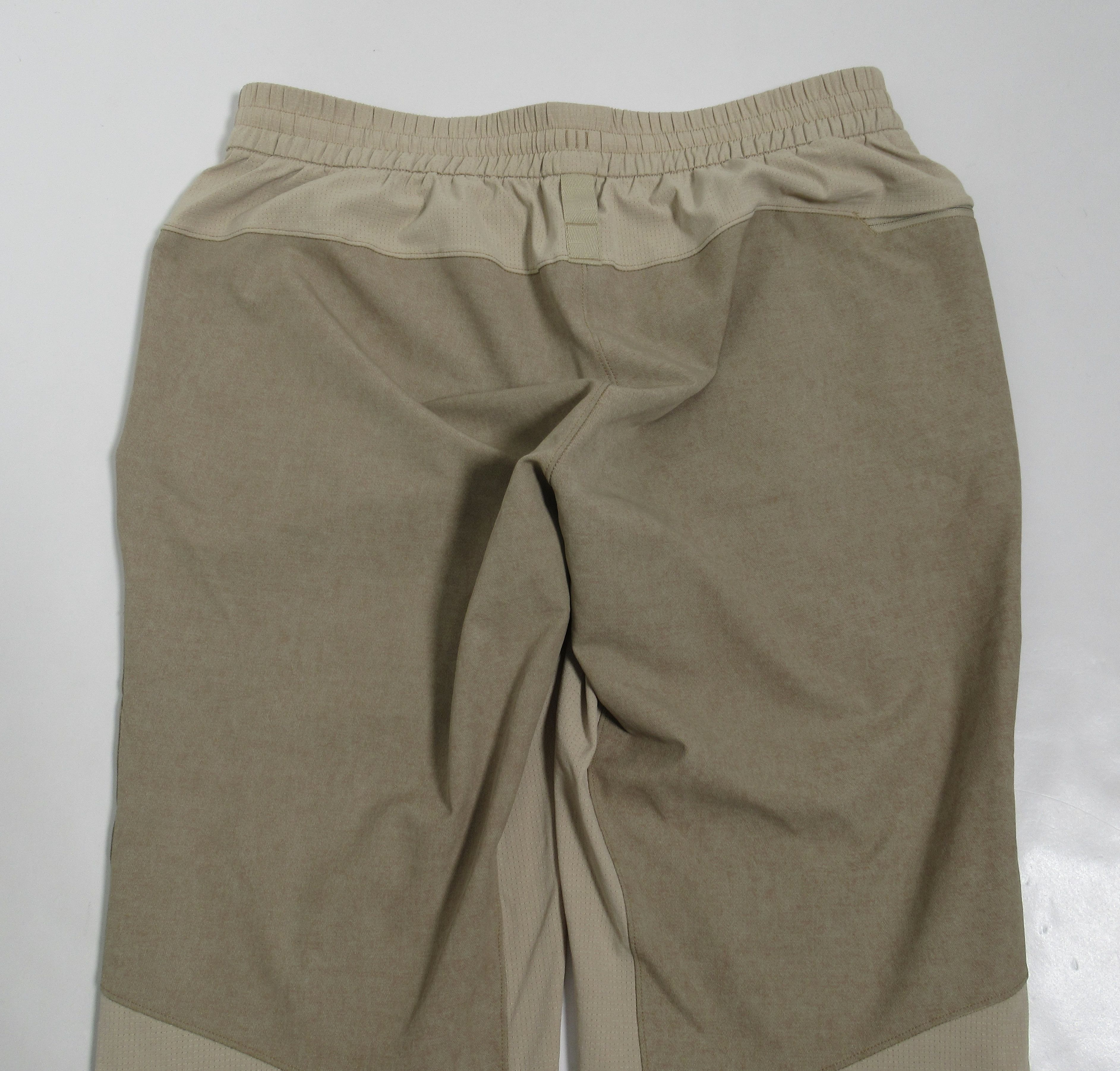 Lululemon Lululemon Men's License To Train Pant *30" Trench Size L Size US 35 - 9 Thumbnail