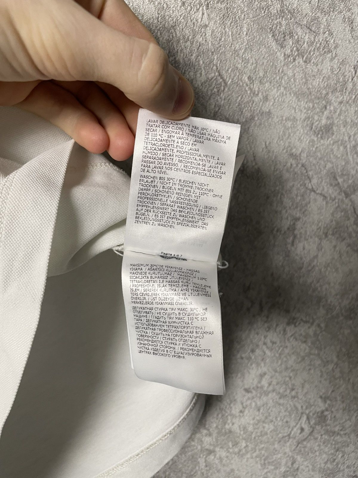 Moncler Gamme Bleu Moncler Gamme Bleu White T-Shirt With Pocket Size US M / EU 48-50 / 2 - 13 Thumbnail