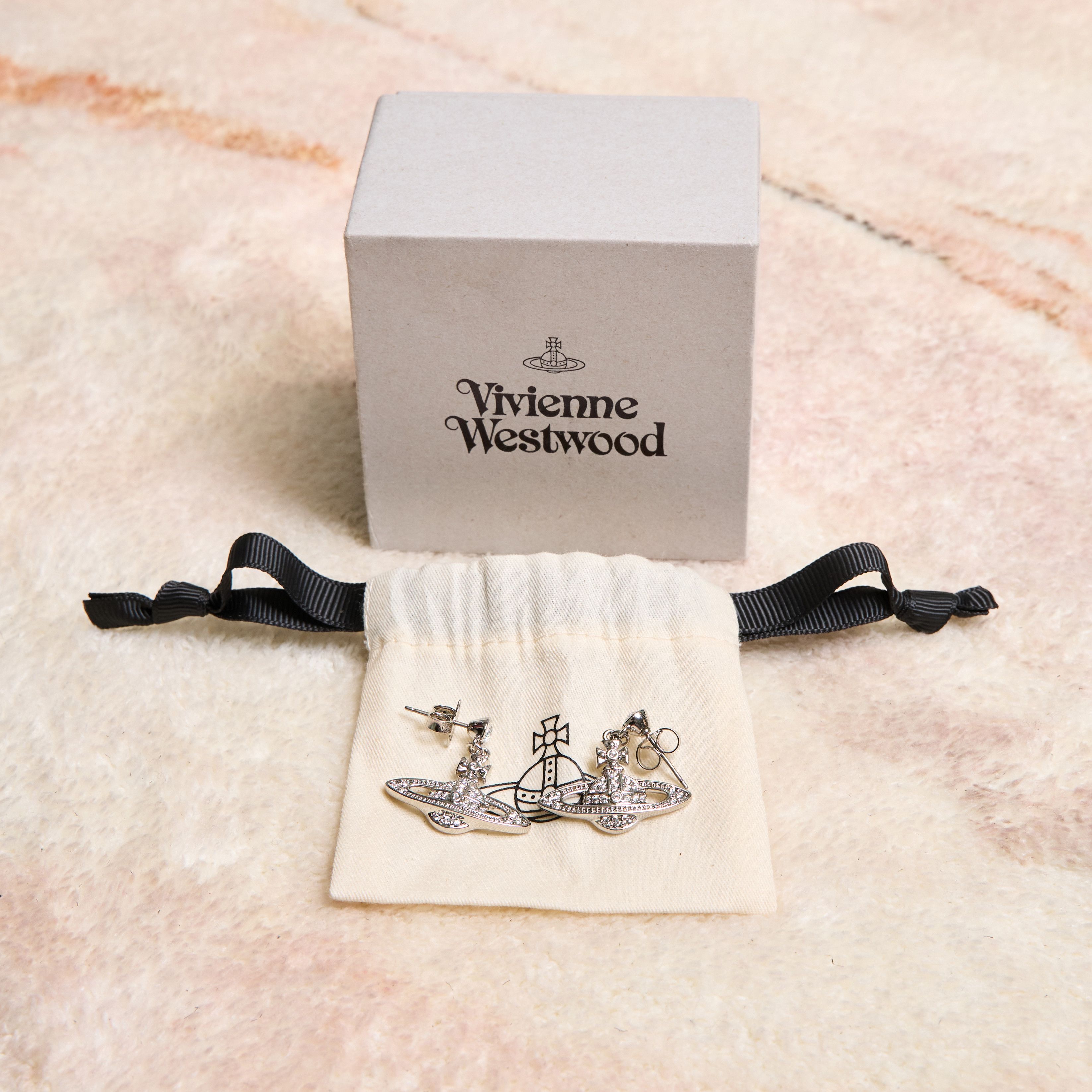 Vivienne Westwood VIVIENNE WESTWOOD Mini Bas Relief Earrings Size ONE SIZE - 7 Thumbnail