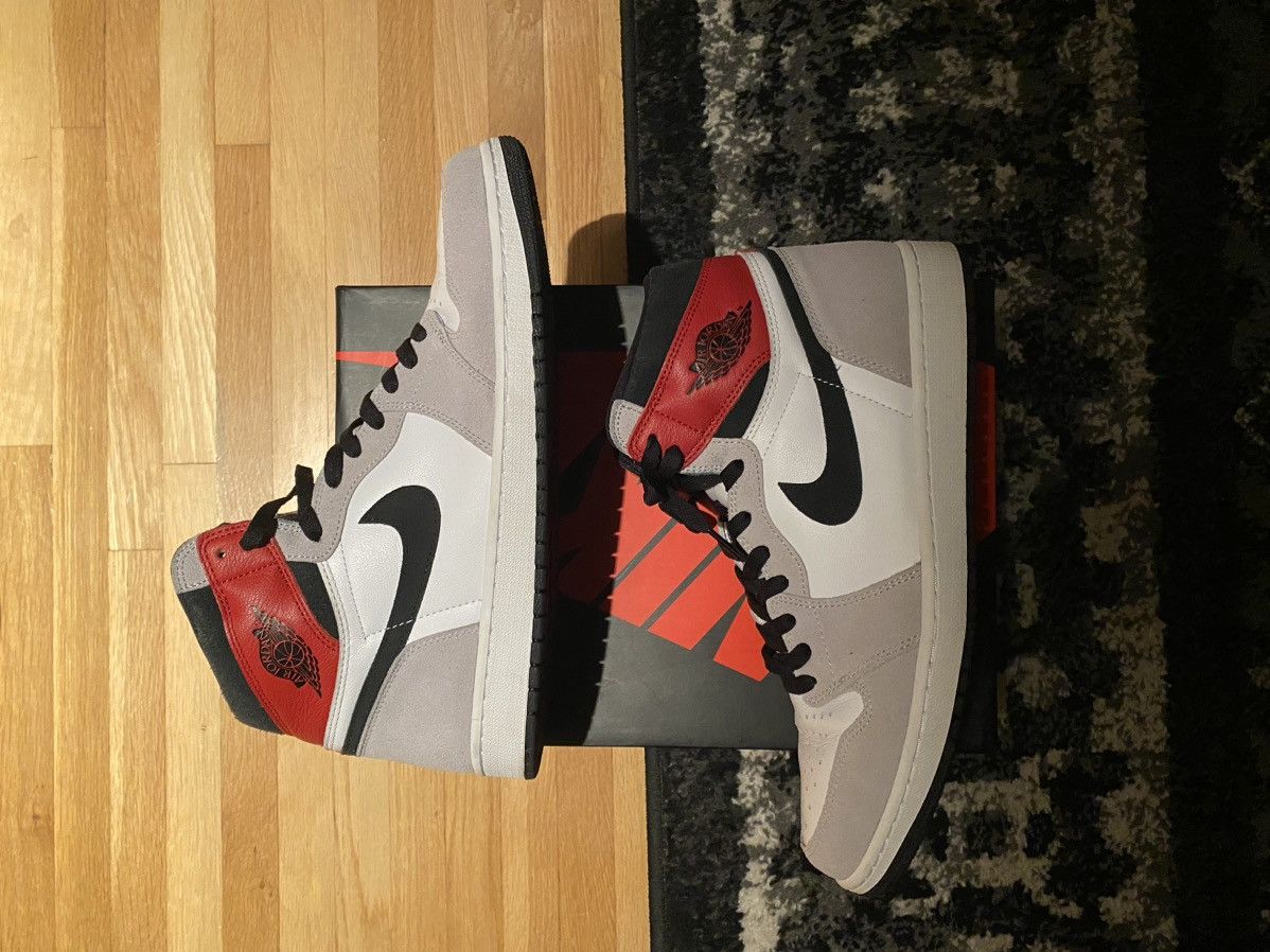 image of Air Jordan 1 Retro High OG ‘Smoke Grey’ Shoes in White, Men's (Size 13)