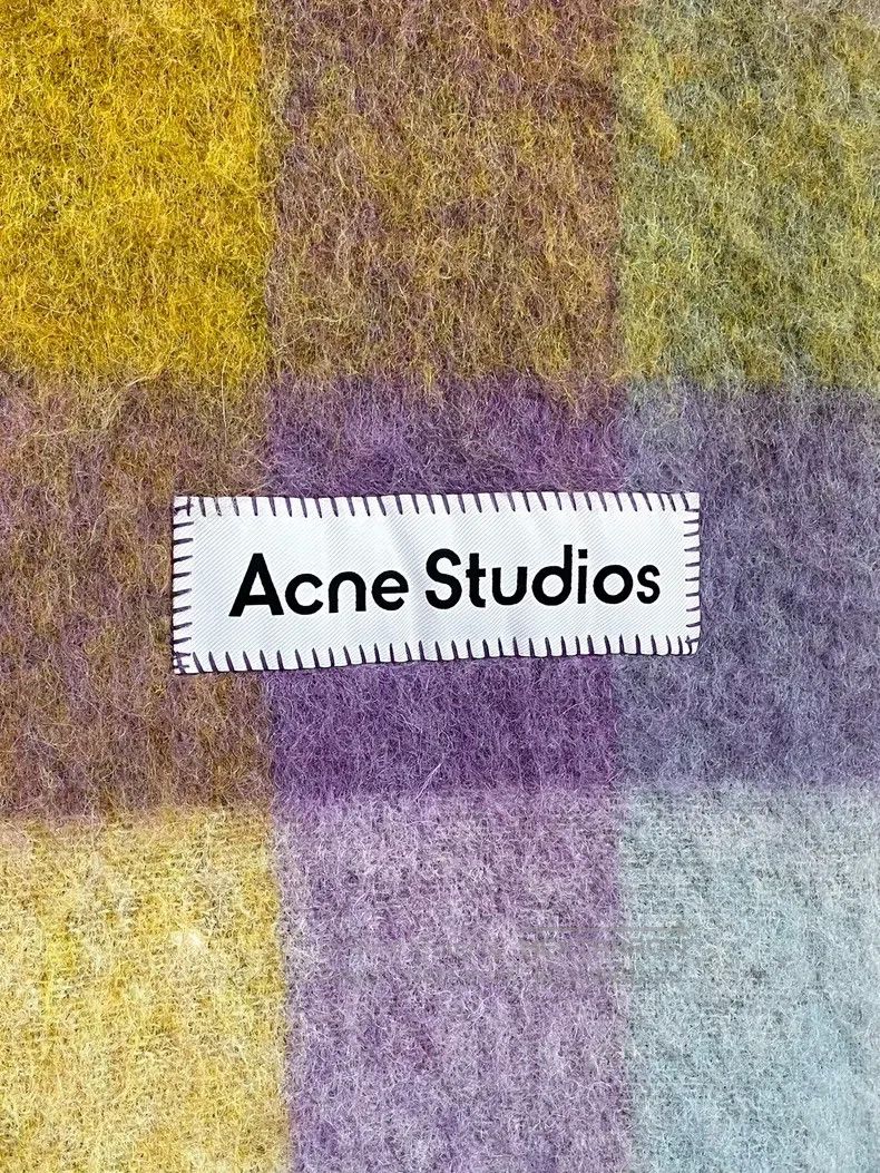 Acne Studios Acne Studios Mohair Scarf with Fringe Size ONE SIZE - 2 Thumbnail