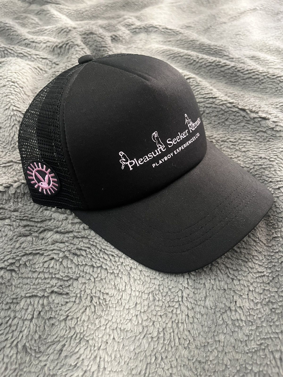 Playboy Playboy black mesh trucker hat Size ONE SIZE - 2 Thumbnail