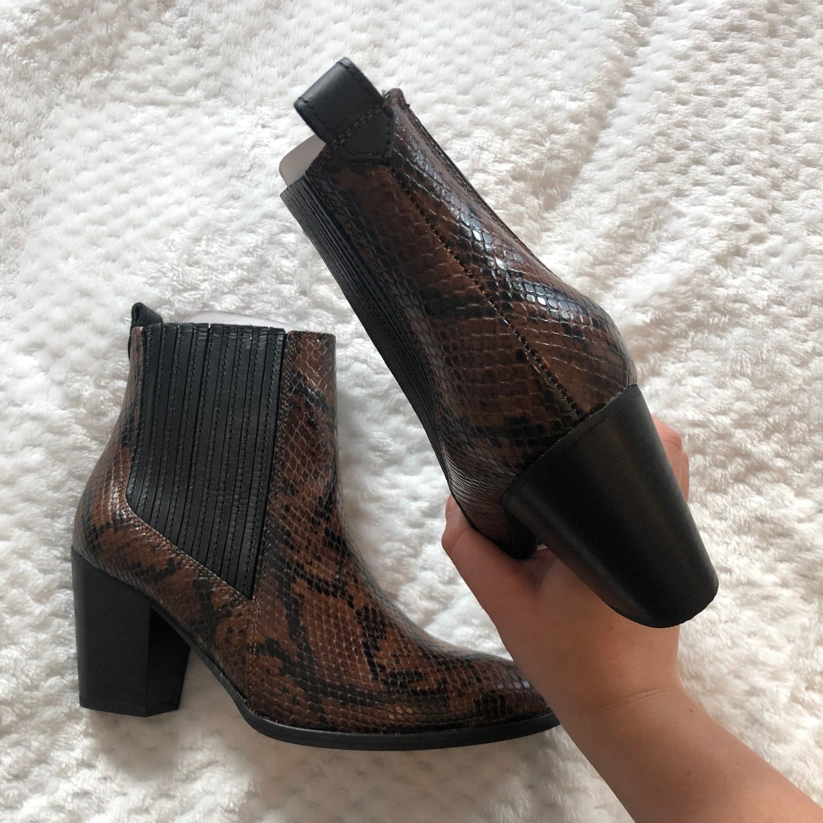 Clarks Clarks West Lo Dark Tan Snake Leather Heeled Booties Size US 8 / IT 38 - 9 Thumbnail